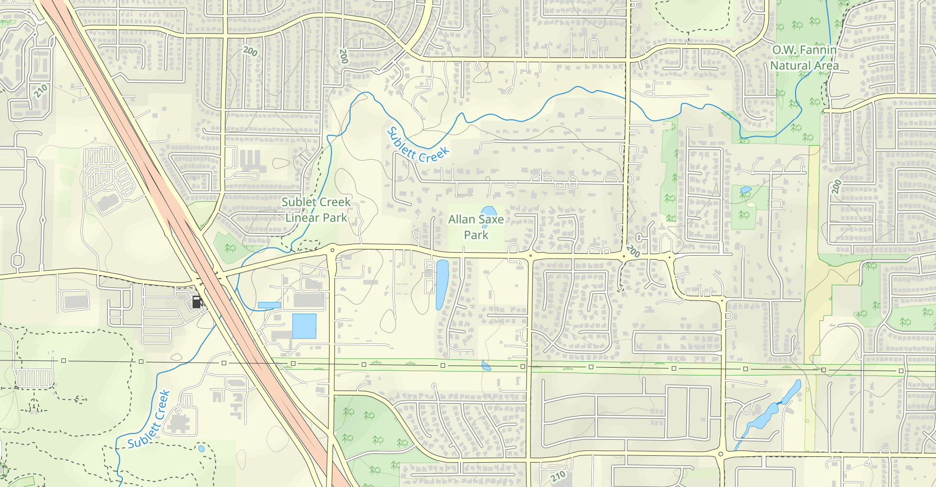 Hike Allan Saxe Park