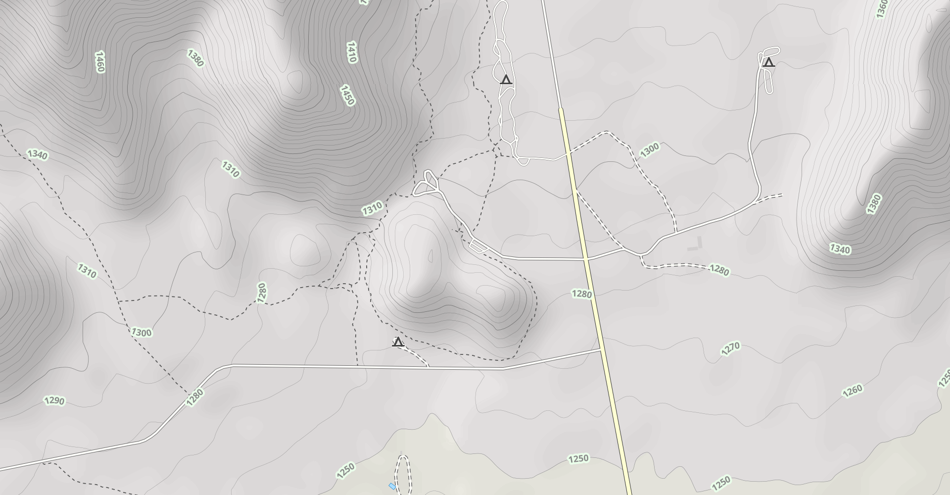Hole-in-the-Wall Rings Trail