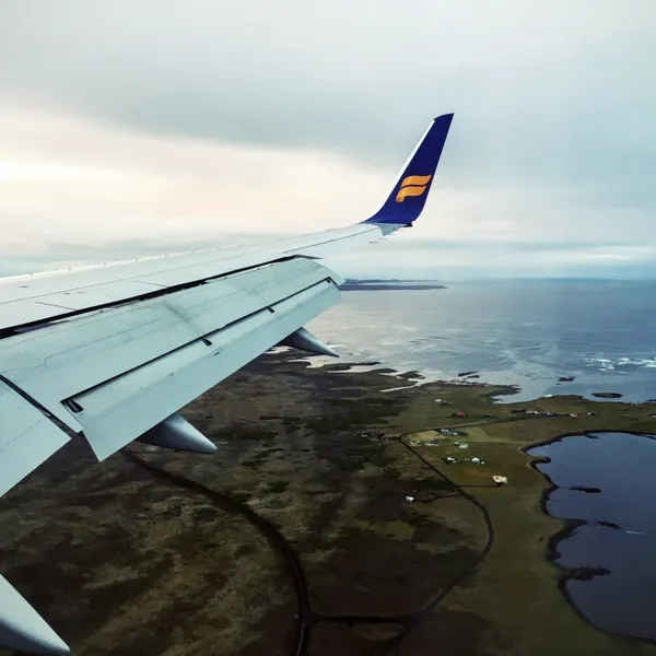 How to Book Flights Like a Pro