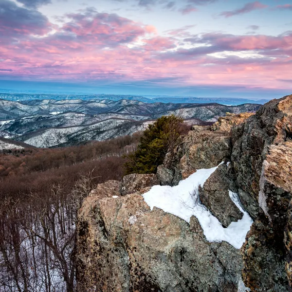 7 Essential Winter Landscape Photography Tips