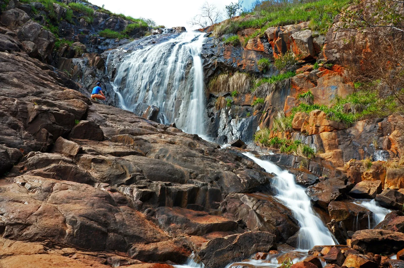 Hike to Lesmurdie Falls