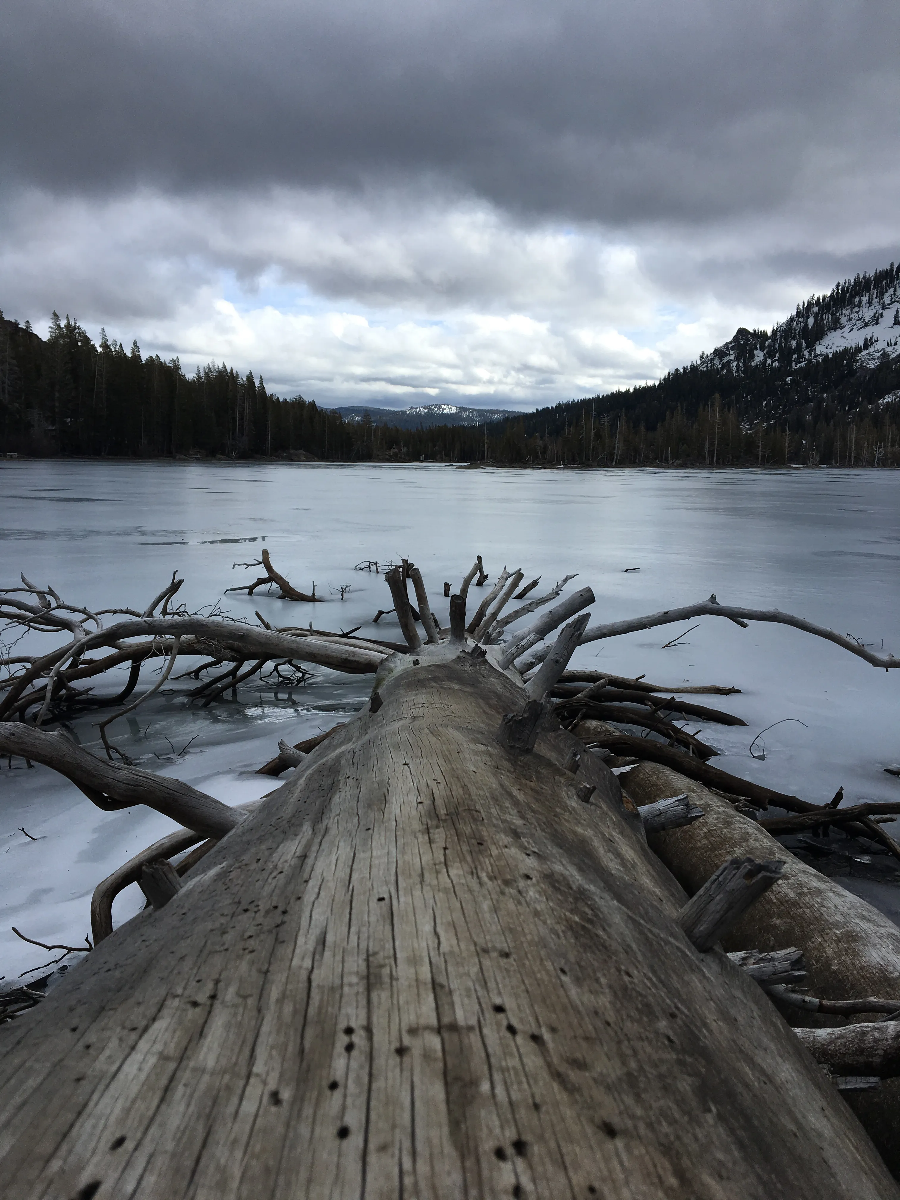 Echo Lakes Trail 