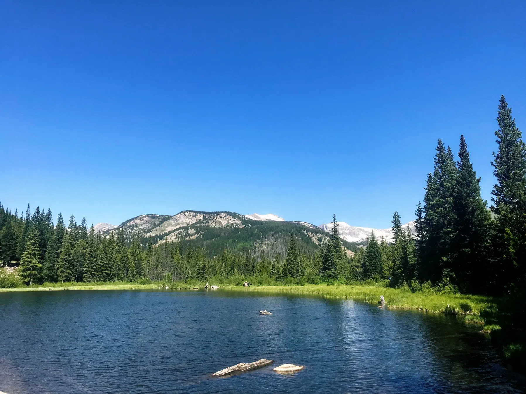 Hike to the Lost Lakes via the Hessie Trail