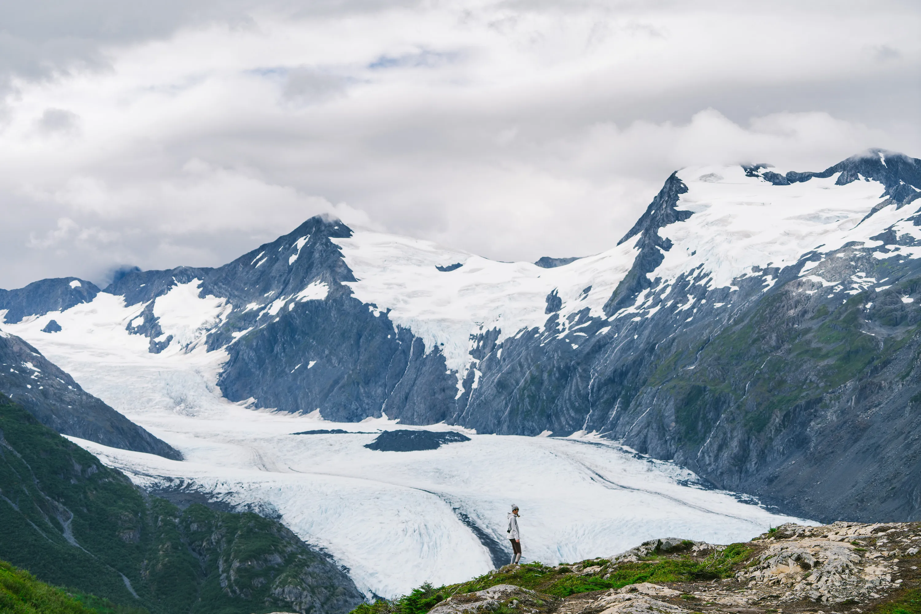 Hike to Portage Pass and Portage Lake