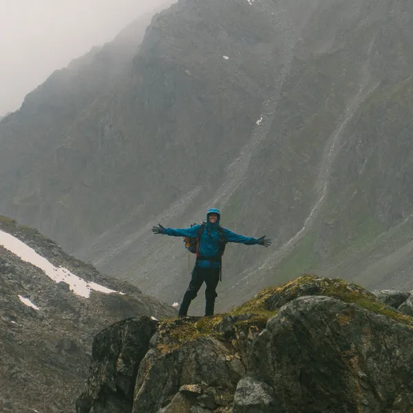 Outbound Reviewed: Black Diamond Stormline Stretch Rain Shell