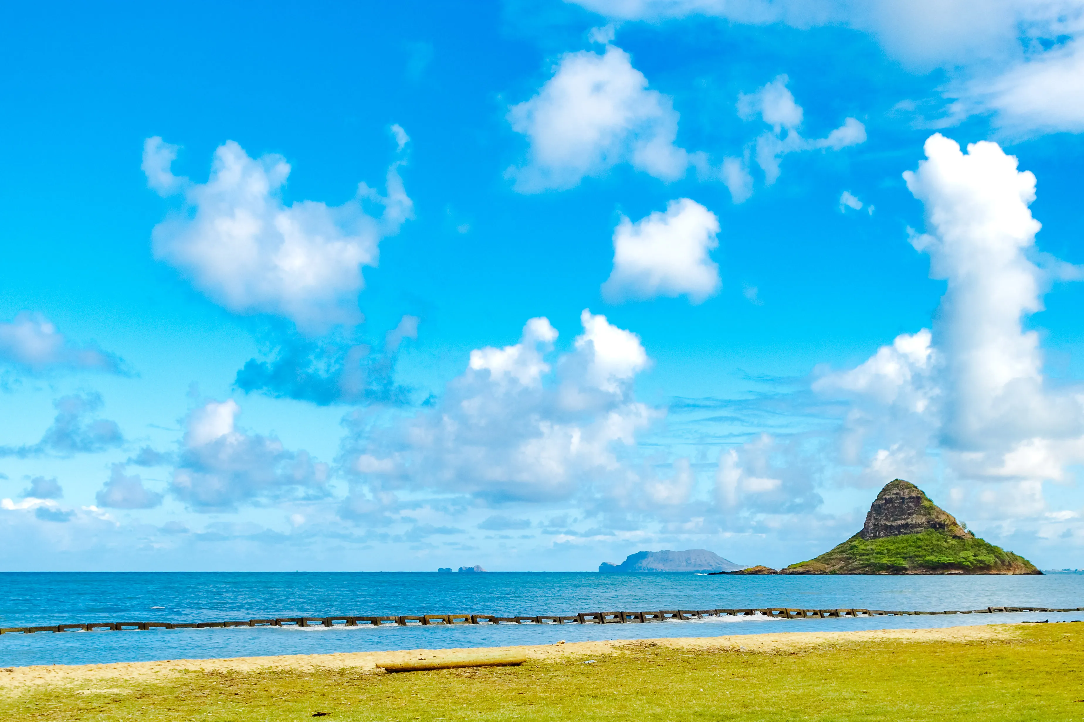Photograph Mokoli‘i from Kualoa Regional Park