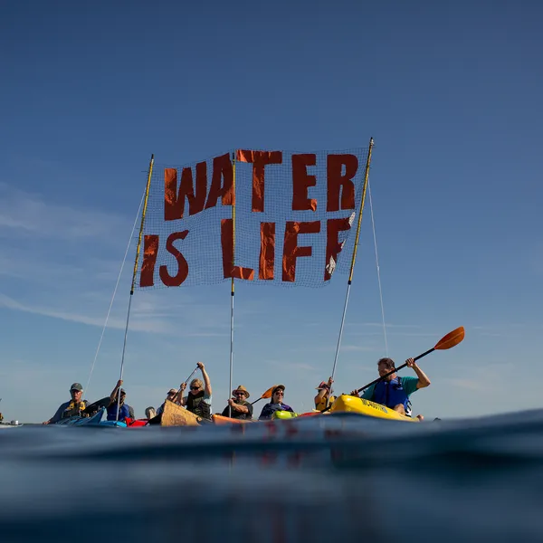 This Oil Pipeline Beneath the Great Lakes Expired 15 Years Ago: Watch 'Before the Spill'