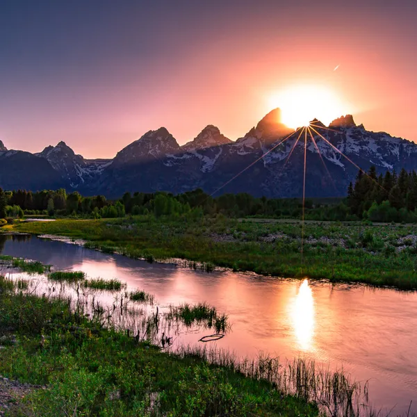 3 Minutes of Mesmerizing Footage of Grand Teton National Park