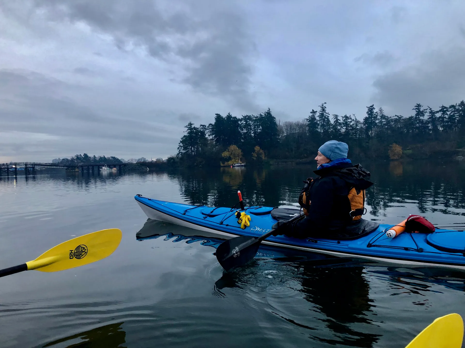 Paddle Victoria Harbour's Waterways
