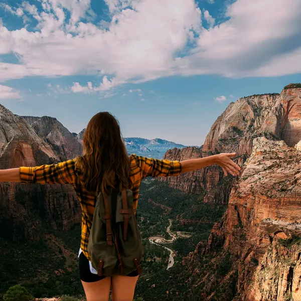5 Must-Do Guided Adventures in U.S. National Parks