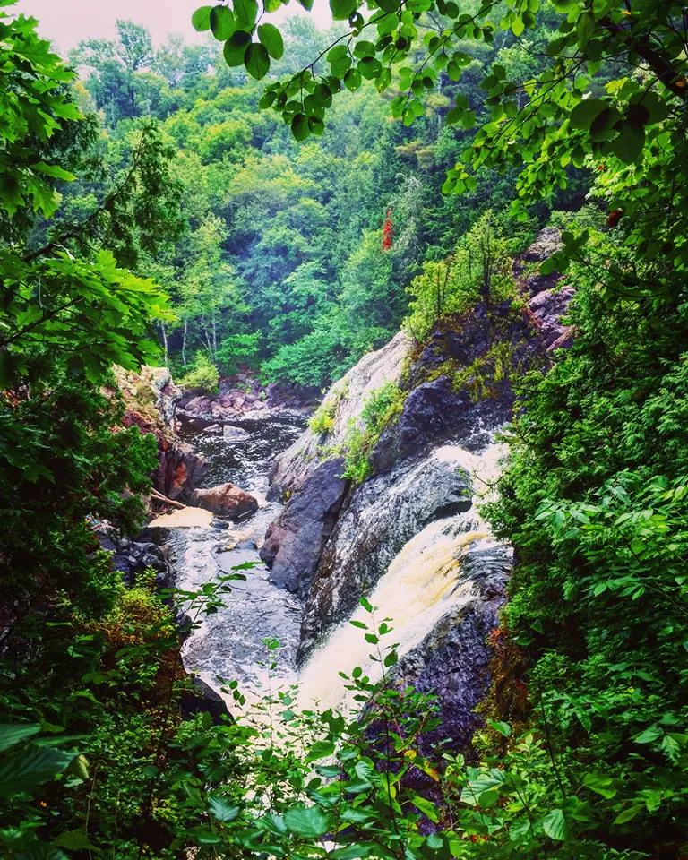 Explore Gabbro Falls