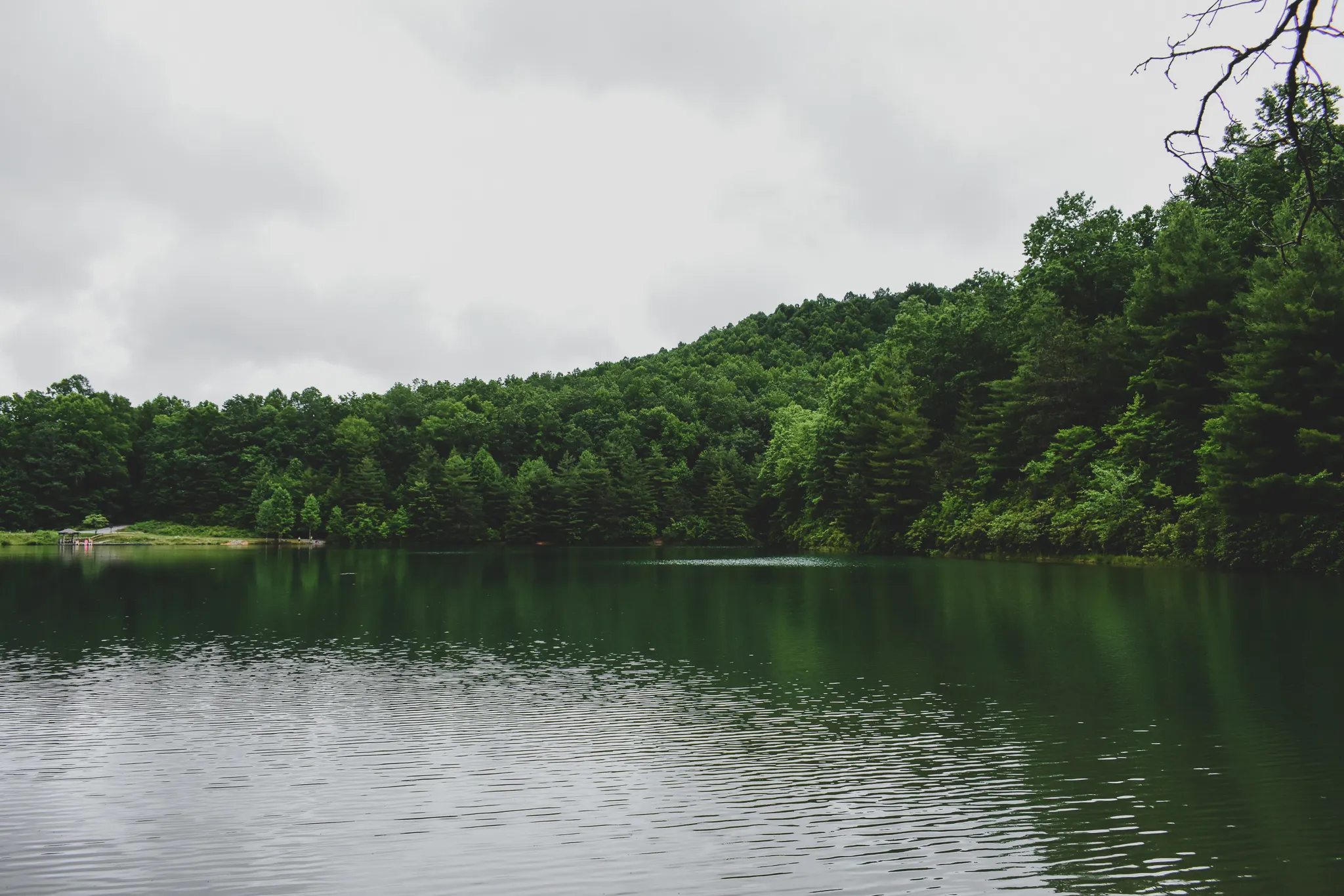 Hike to Fawn Lake
