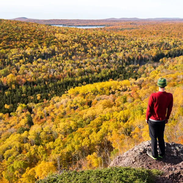 10 Places for Stunning Fall Foliage