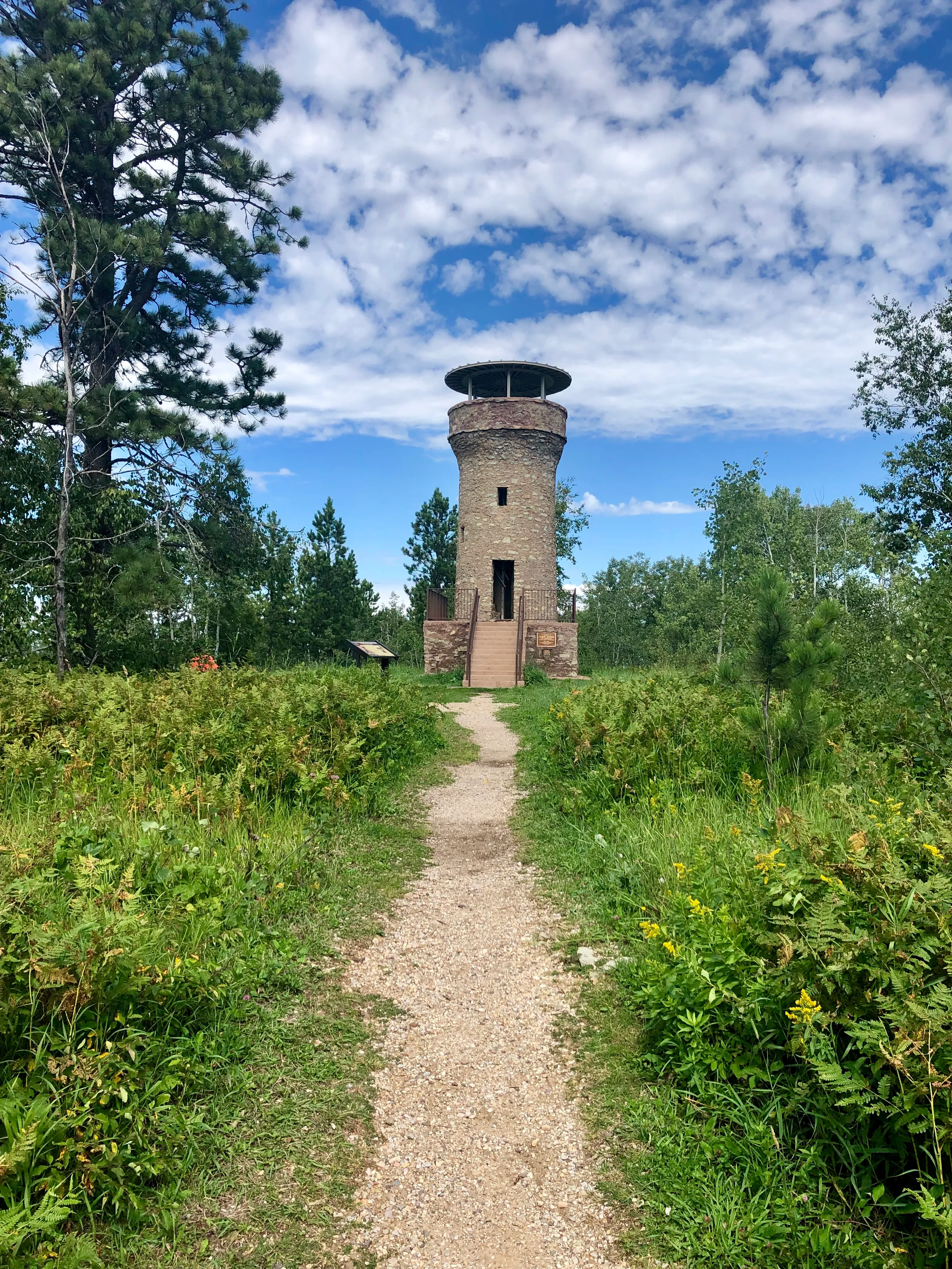 Hike to Mt. Roosevelt Tower