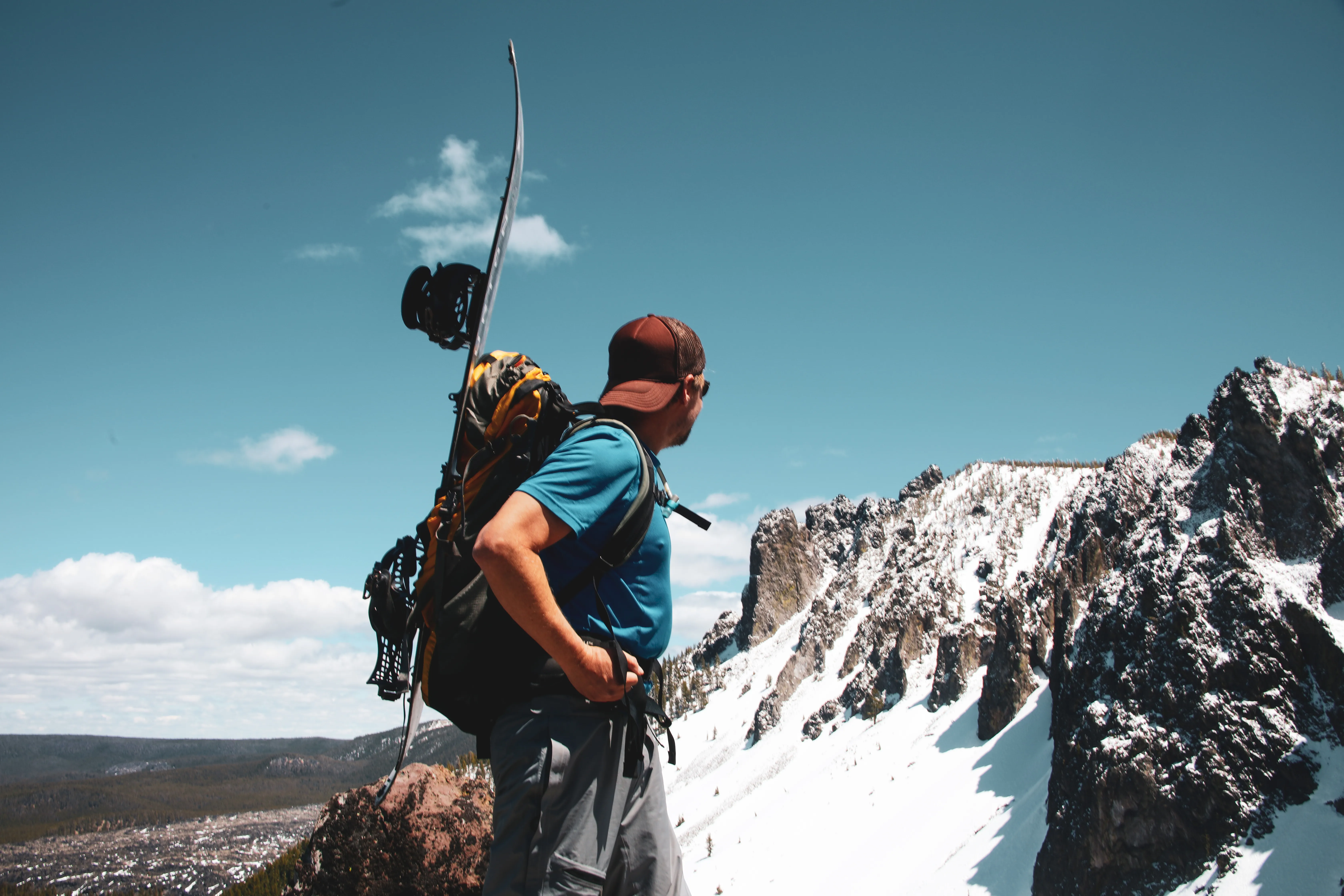 Hike up Paulina Peak