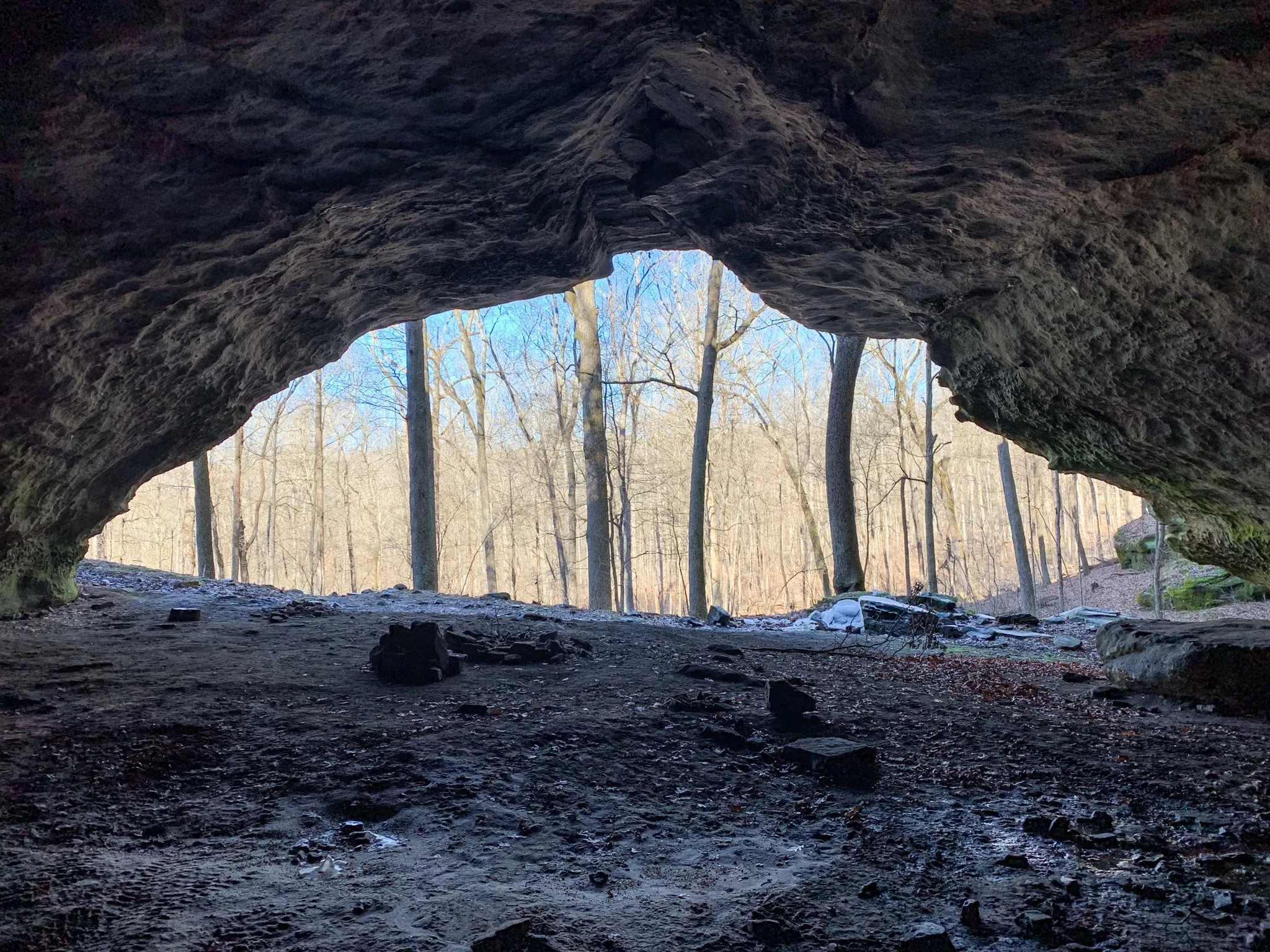 Hike to Sand Cave