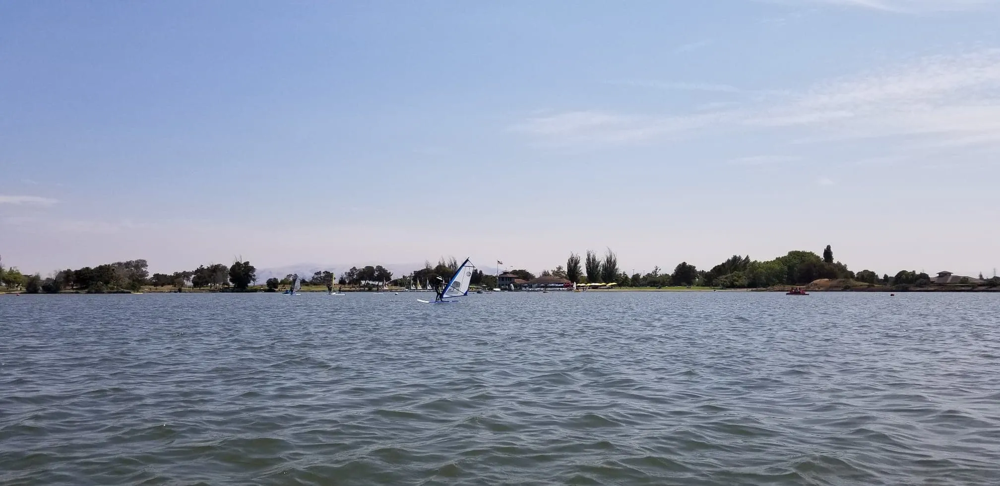 SUP Shoreline Lake