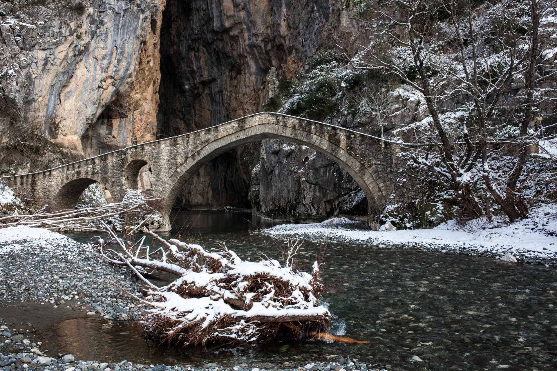 Photograph the Bridge of Portitsa Gorge