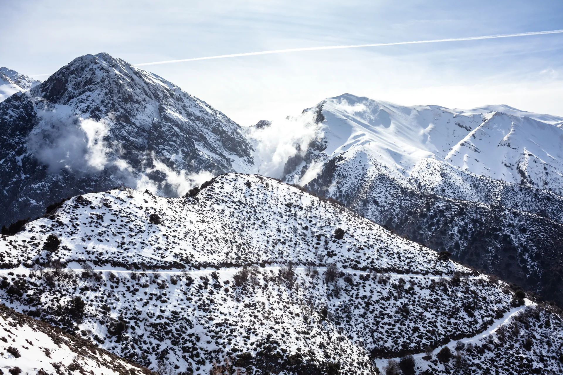 Snow Hike from Omalos to Kalergi Mountain Shelter