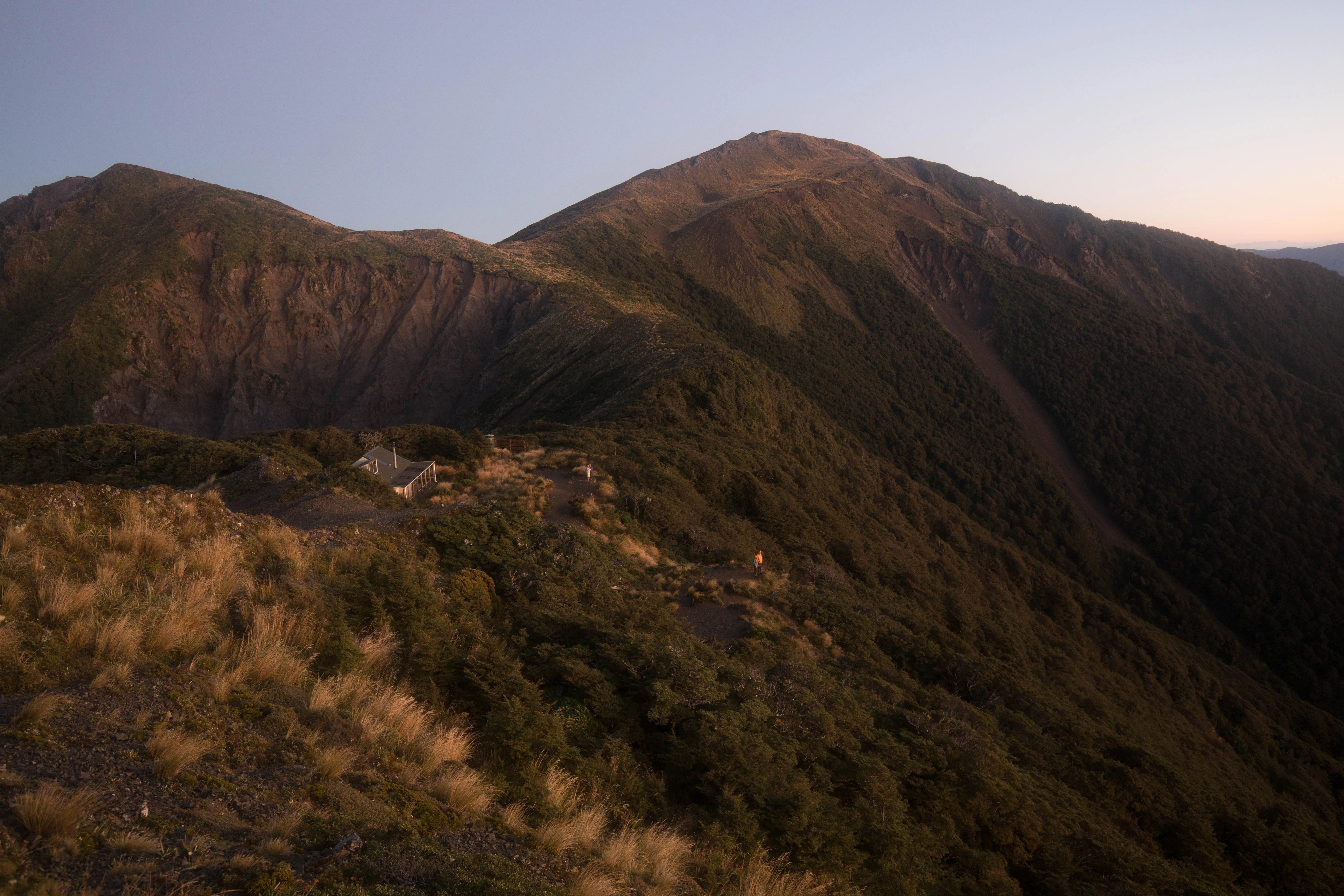 Hike to Sunrise Hut