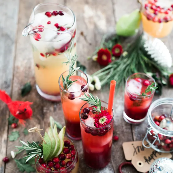 Festive cocktails and mocktails for your holiday gathering