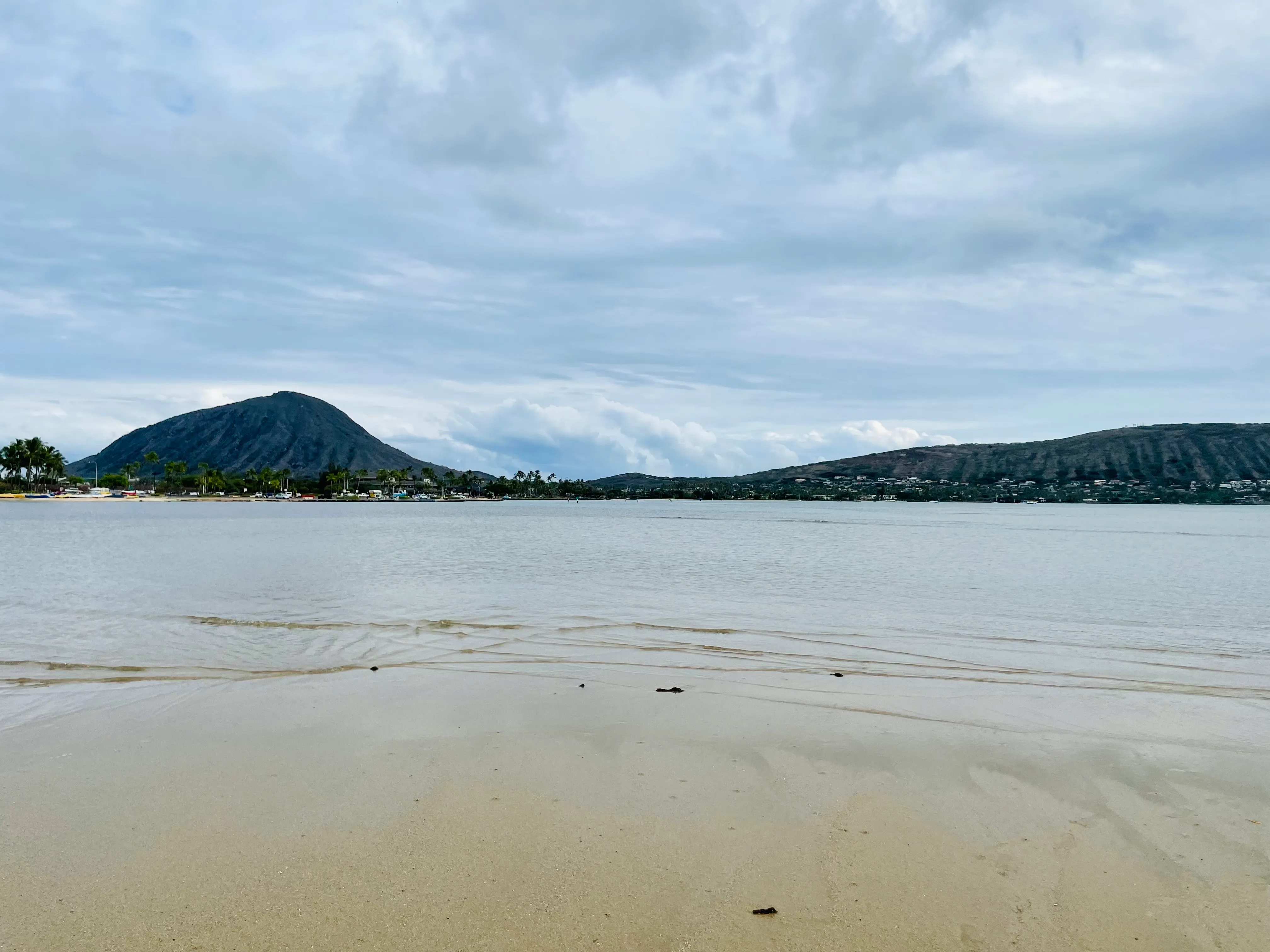 Kuliʻouʻou Beach