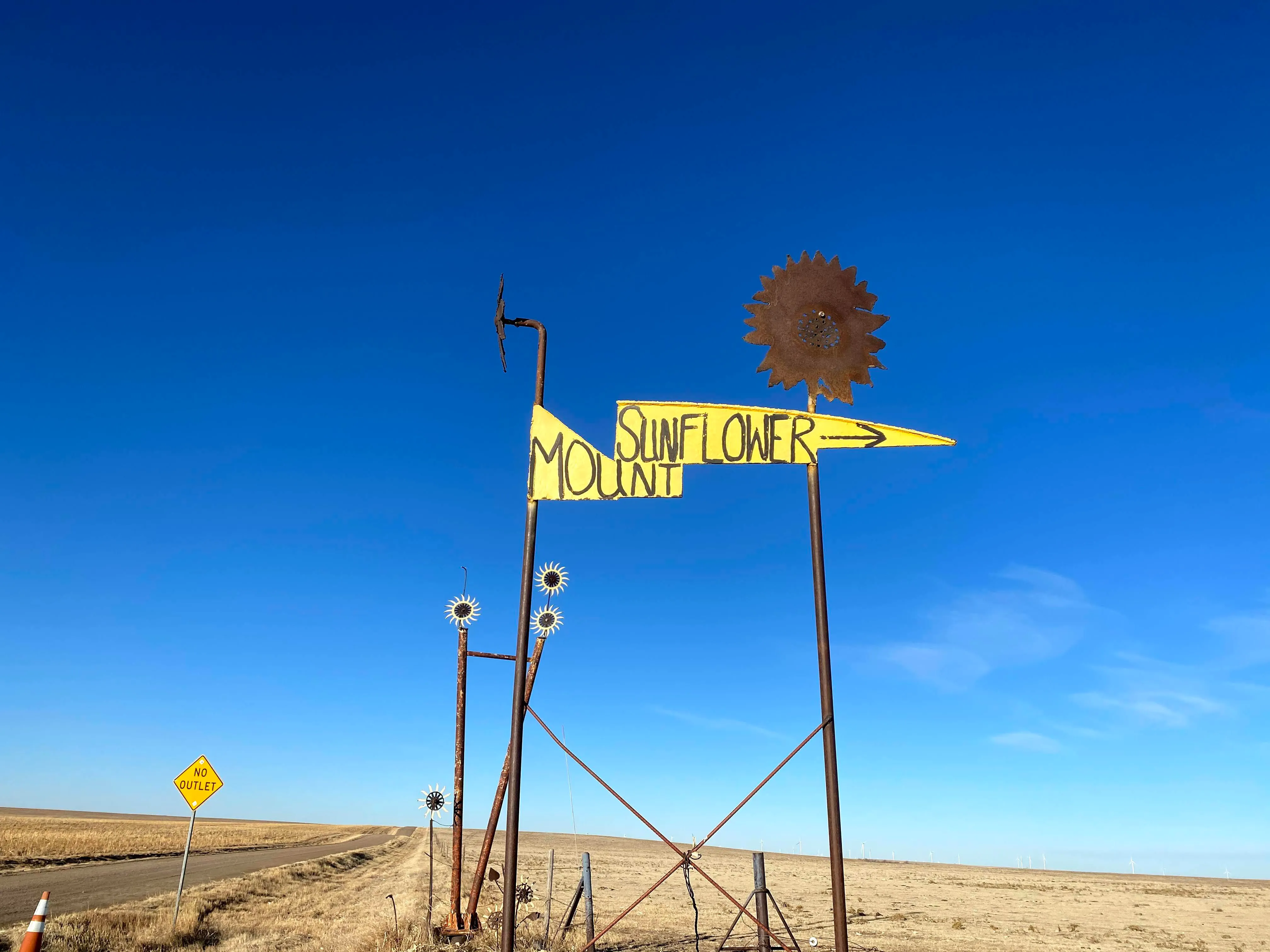 Hike Mount Sunflower Trail To Kansas Highpoint