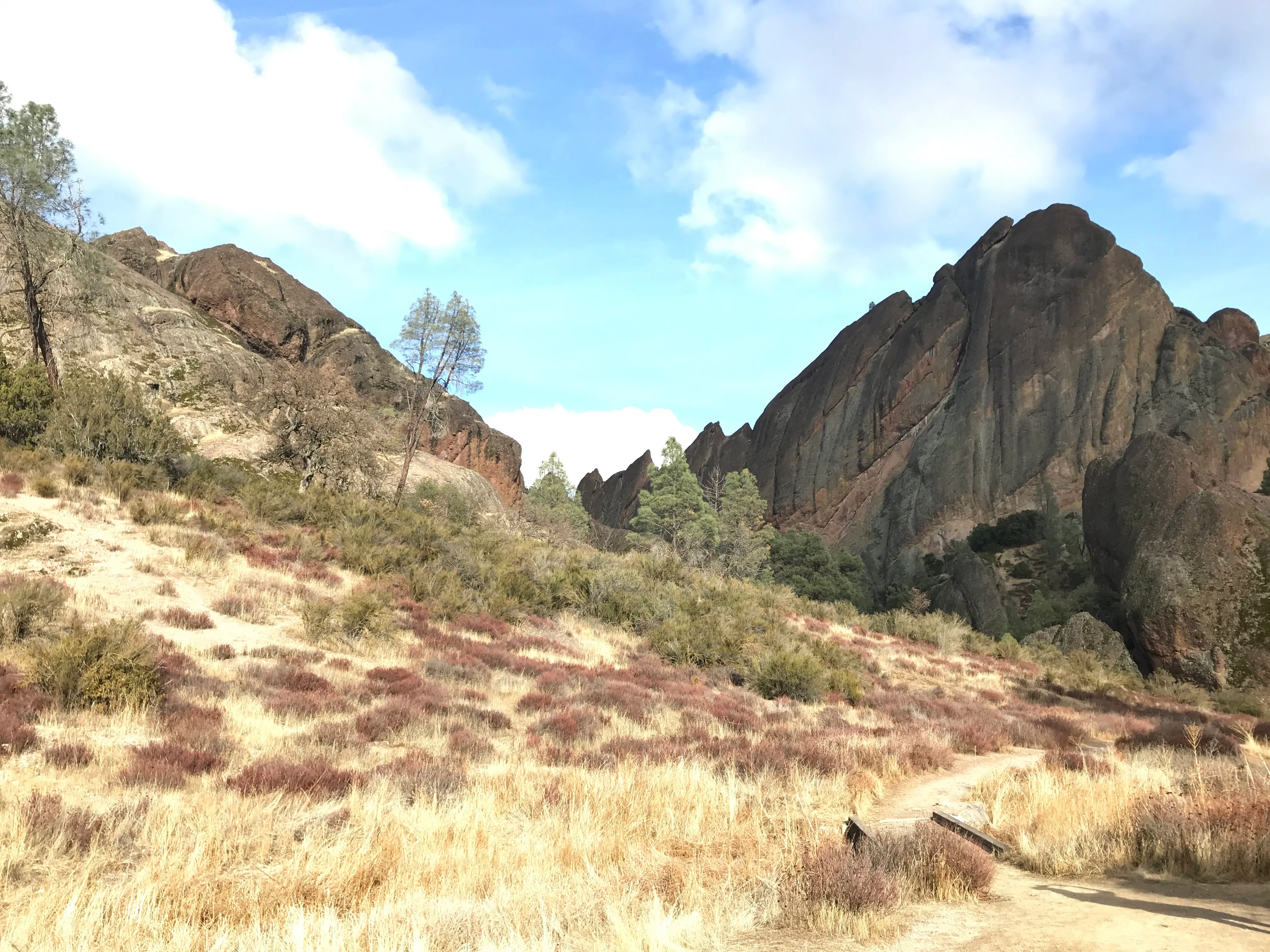 Balconies Cave Trail