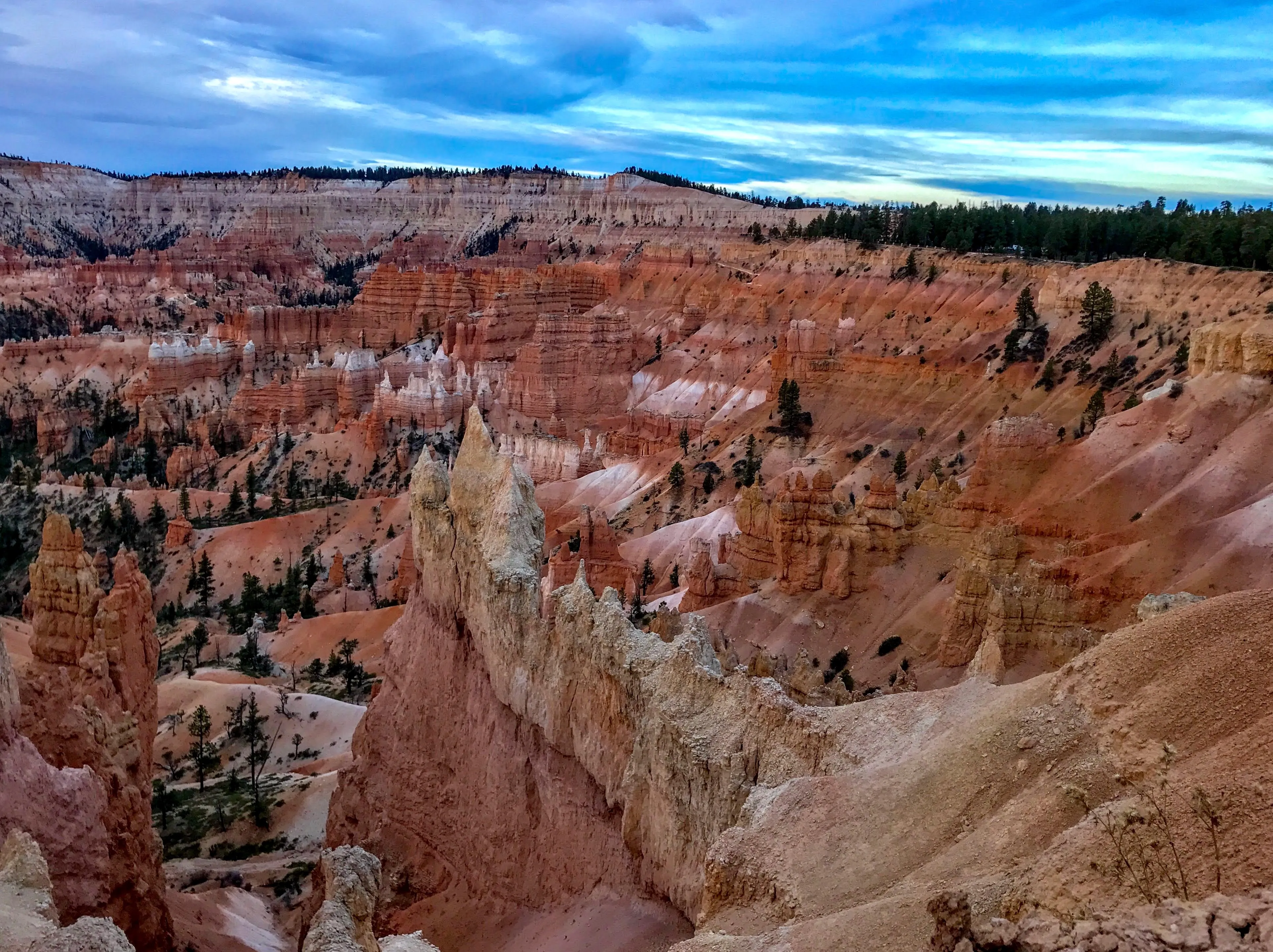 Sunset Point to Sunrise Point