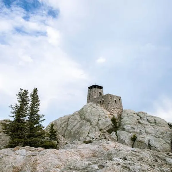 7 Fire towers to visit in the Midwest