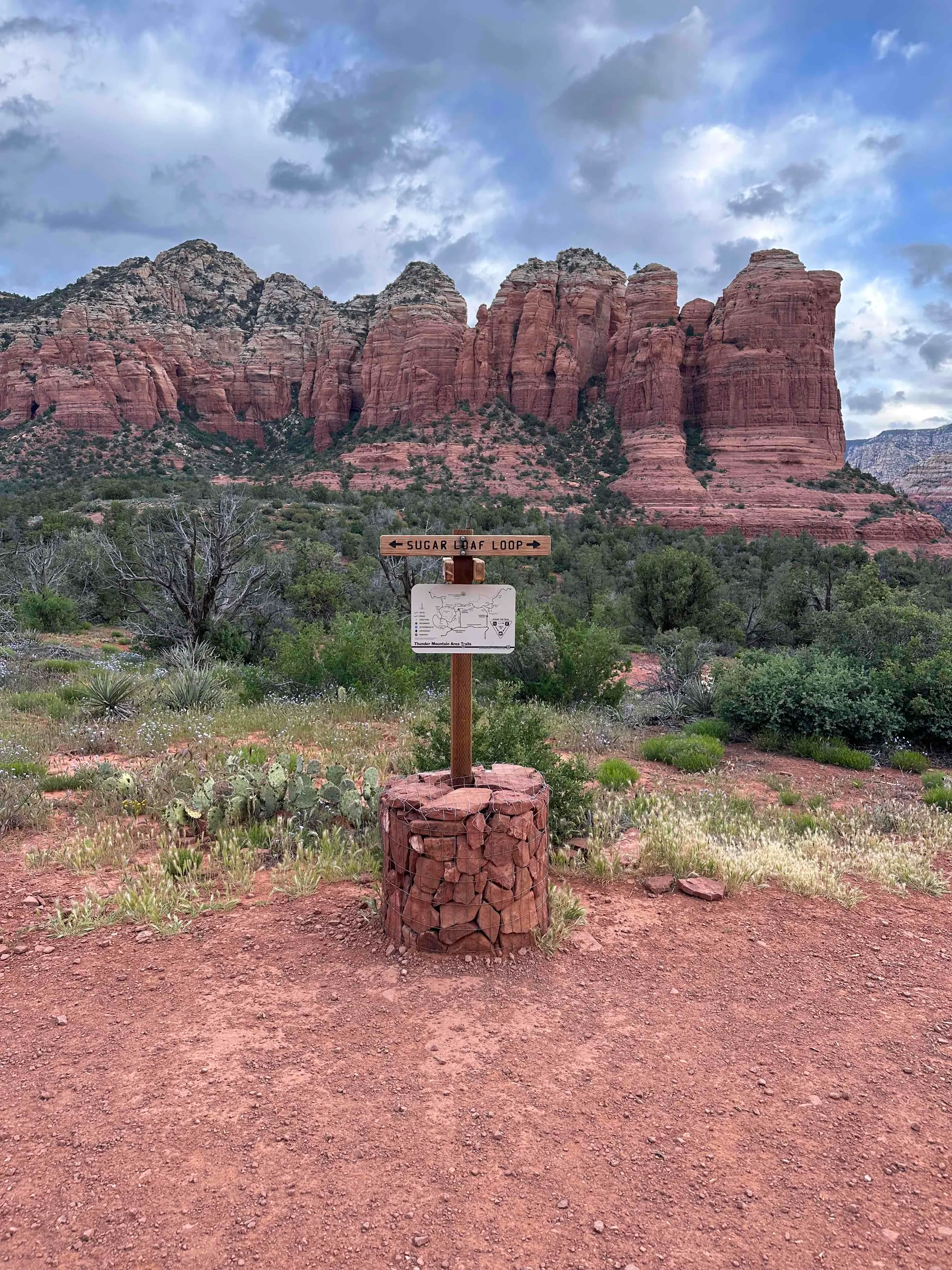Little Sugarloaf and Chimney Rock Loop