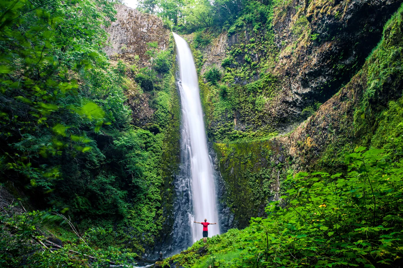 Tunnel Falls via Eagle Creek Trailhead