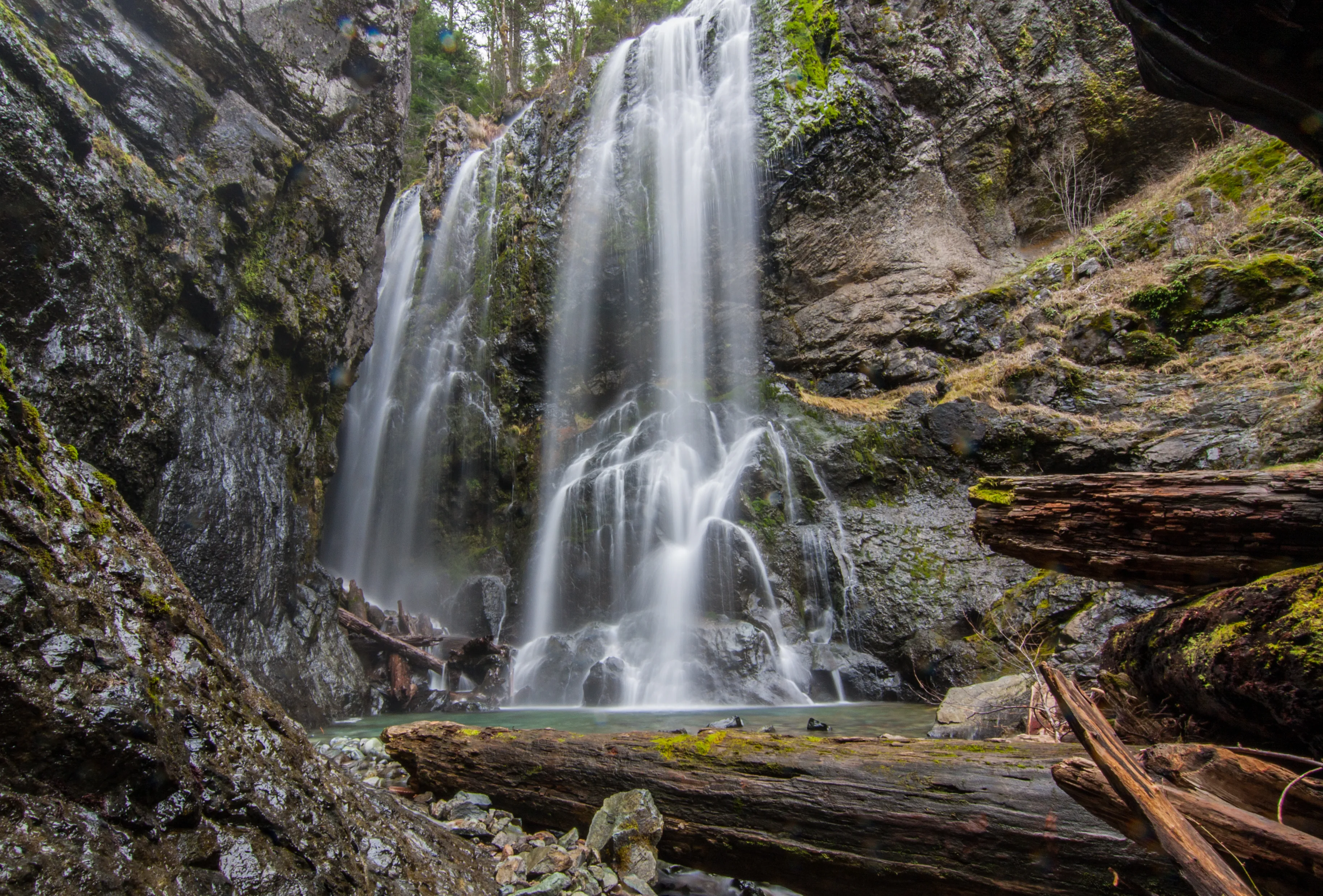 Henline Falls Trail