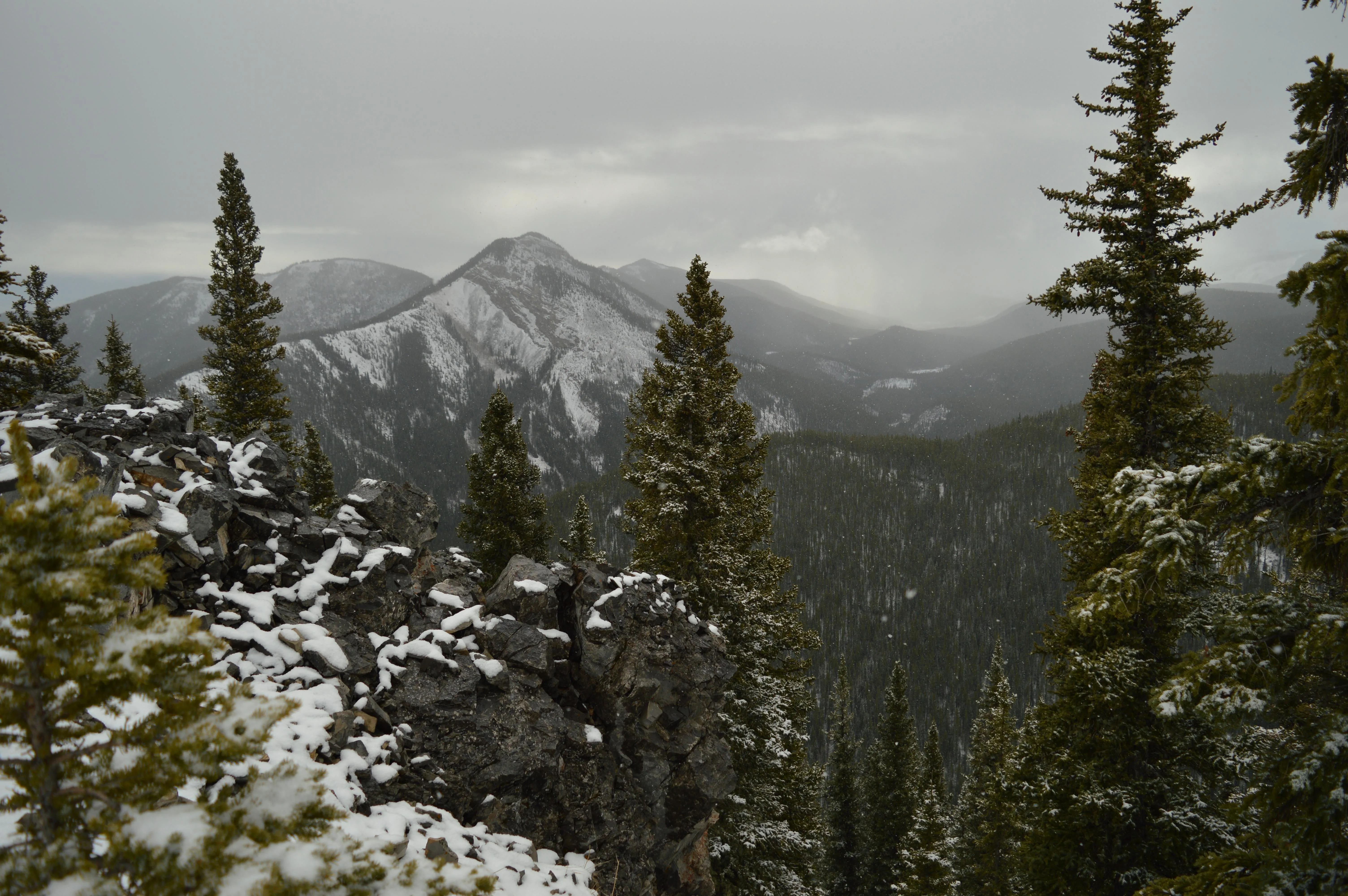 Winter Hike Up Vent's Ridge