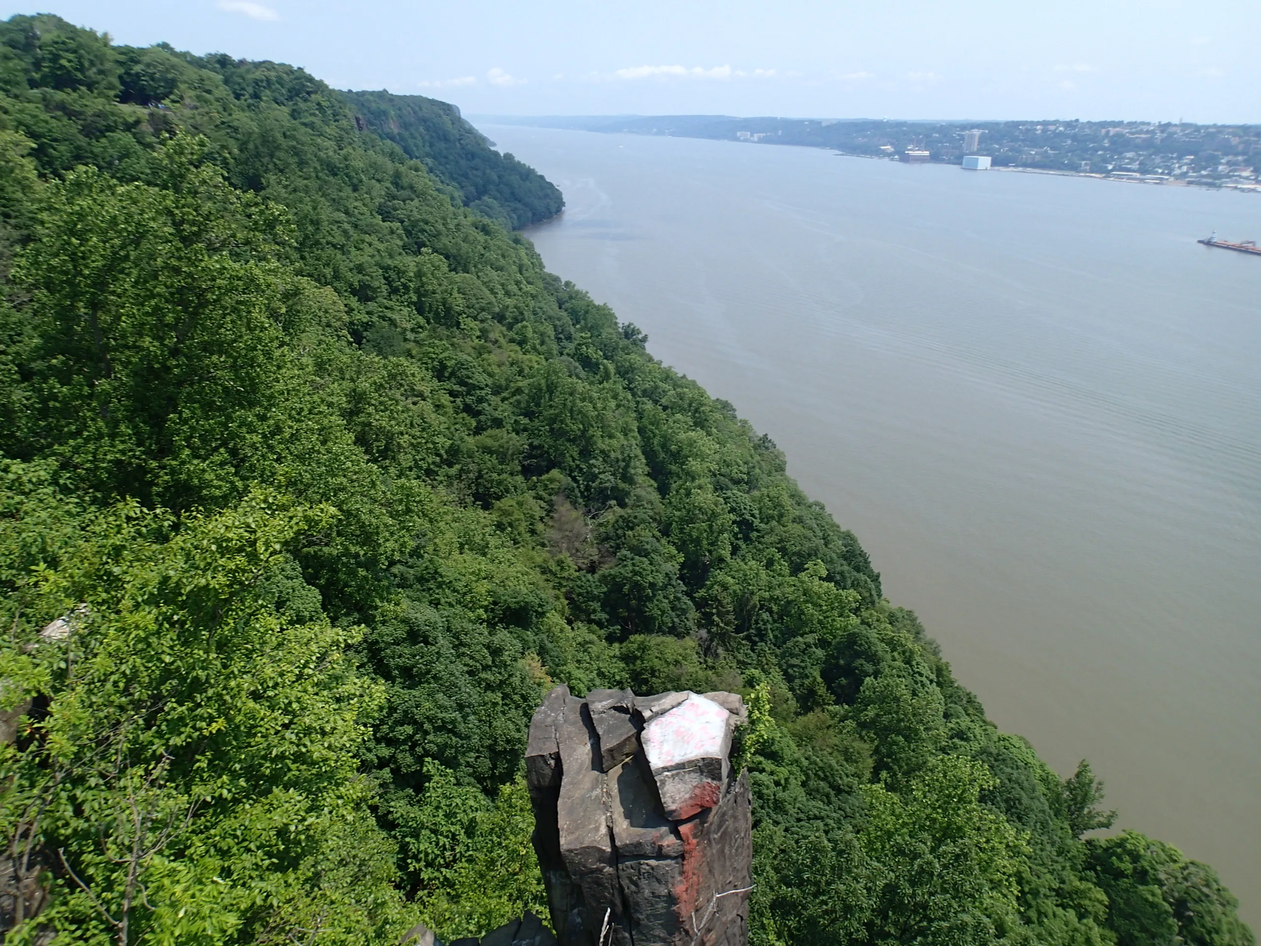 Hike to Huyler's Landing/ Closter Dock Loop