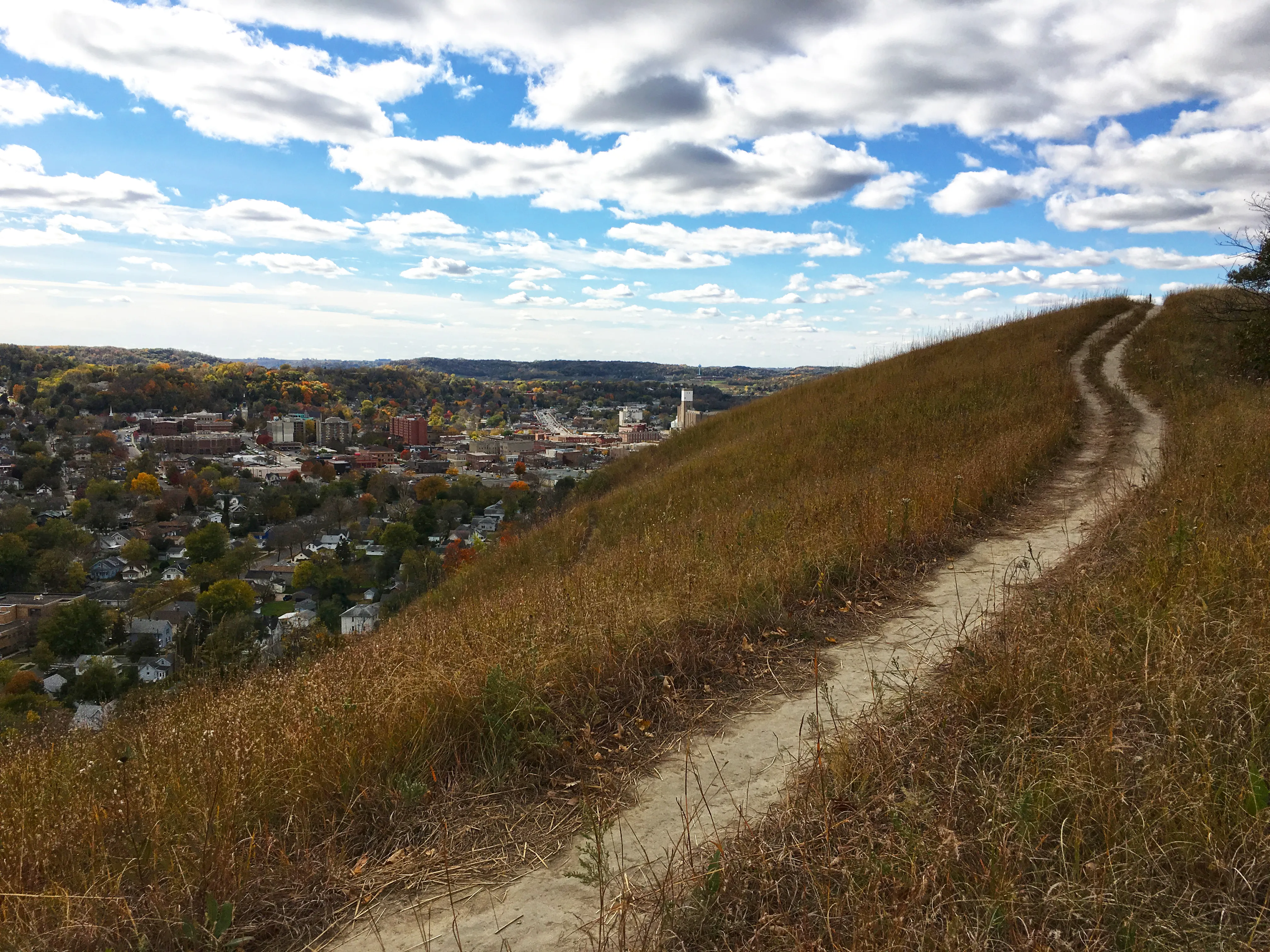 Hike Barn Bluff