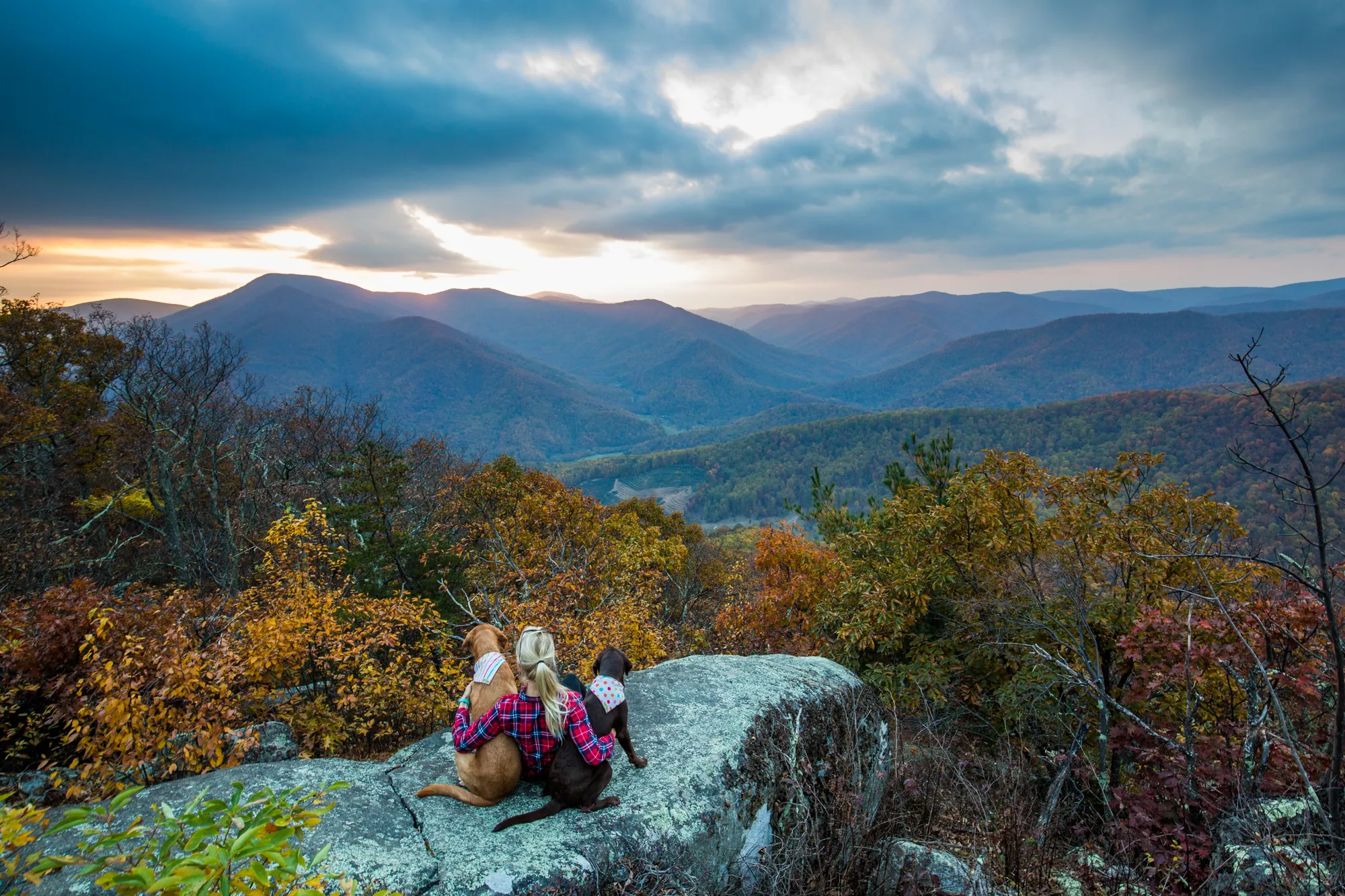 Backpack Three Ridges Loop
