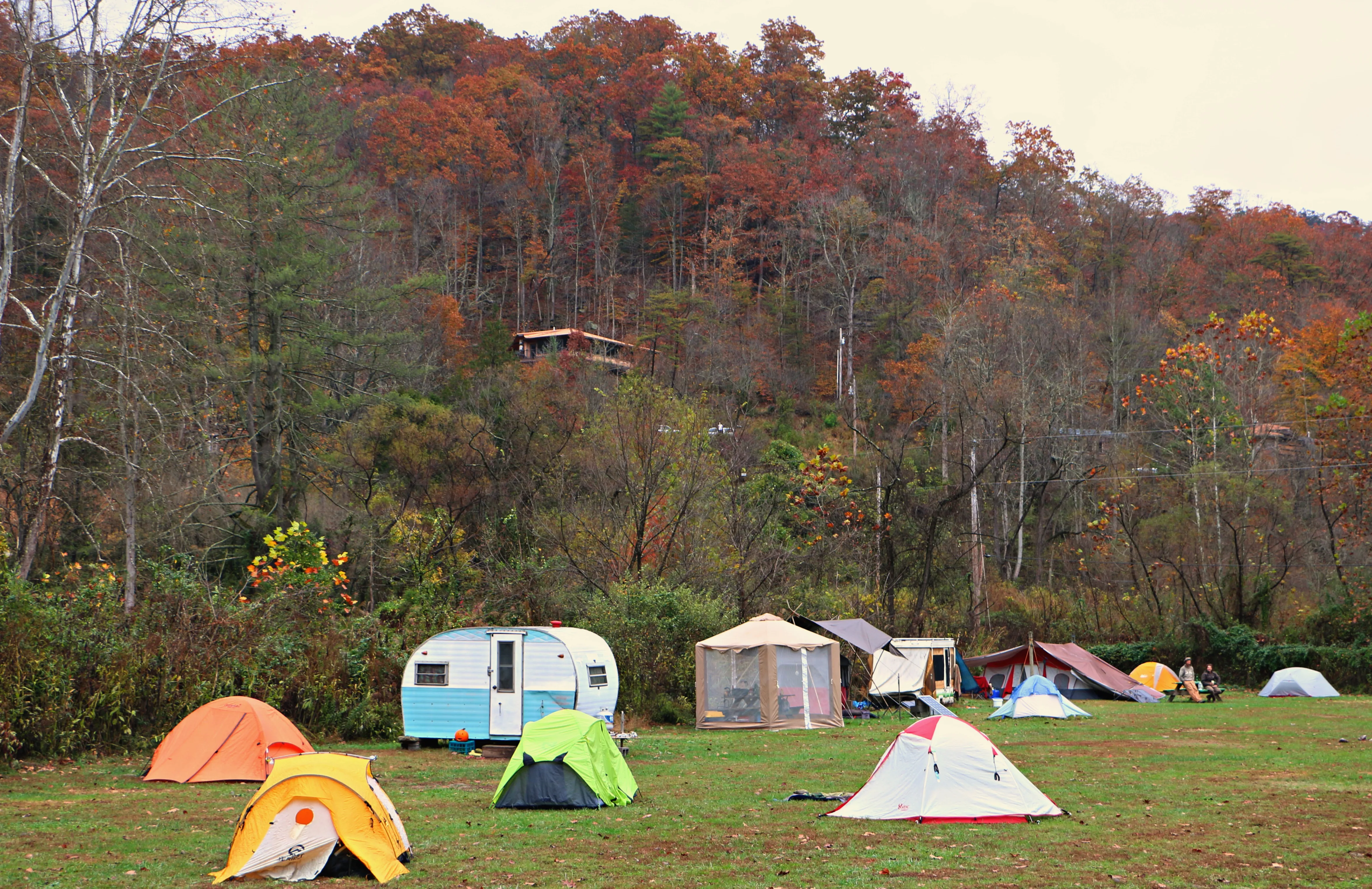 Camp at Miguel's Pizza 