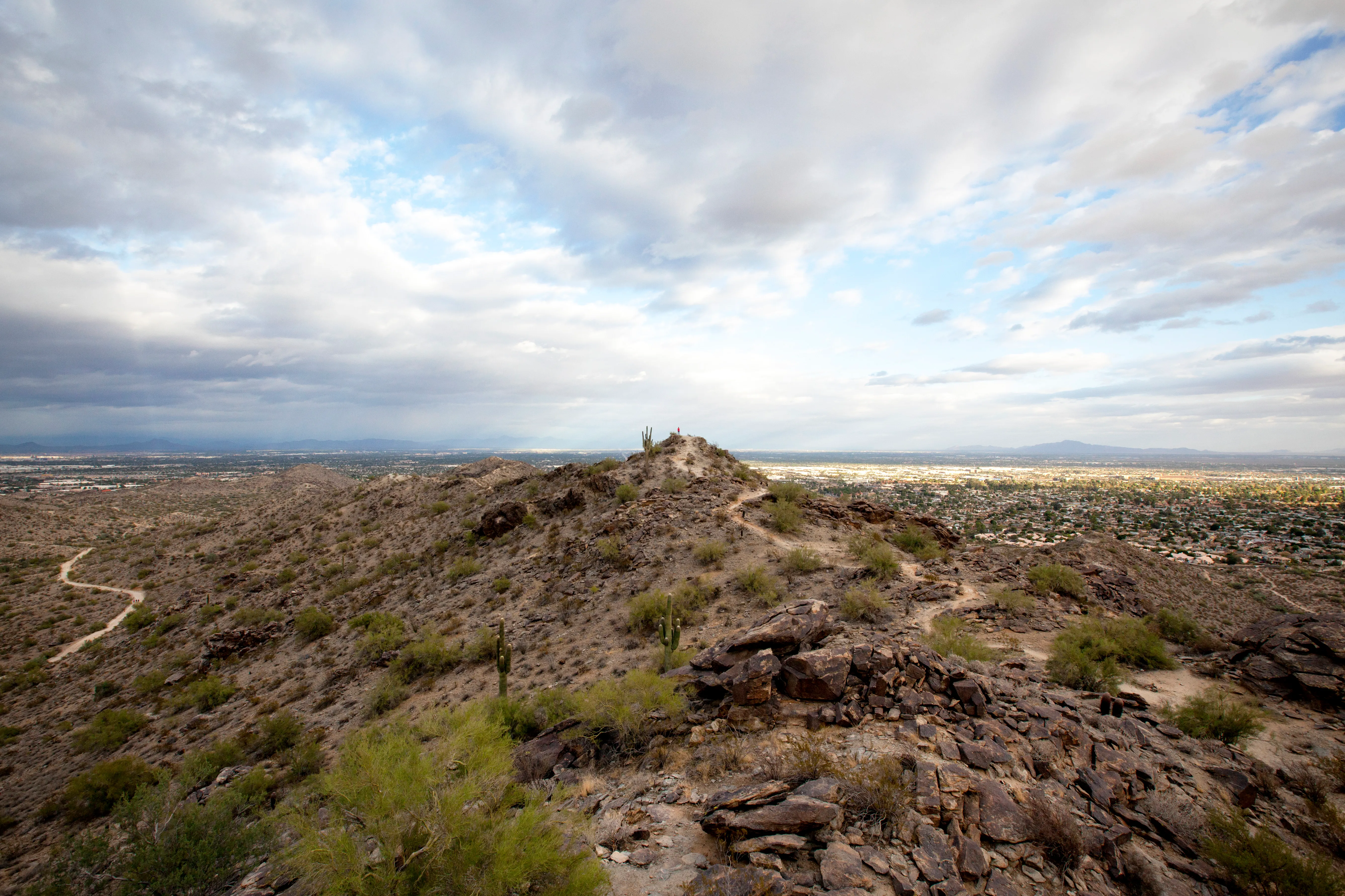 Hike Marcos de Niza Ridgeline / National Loop