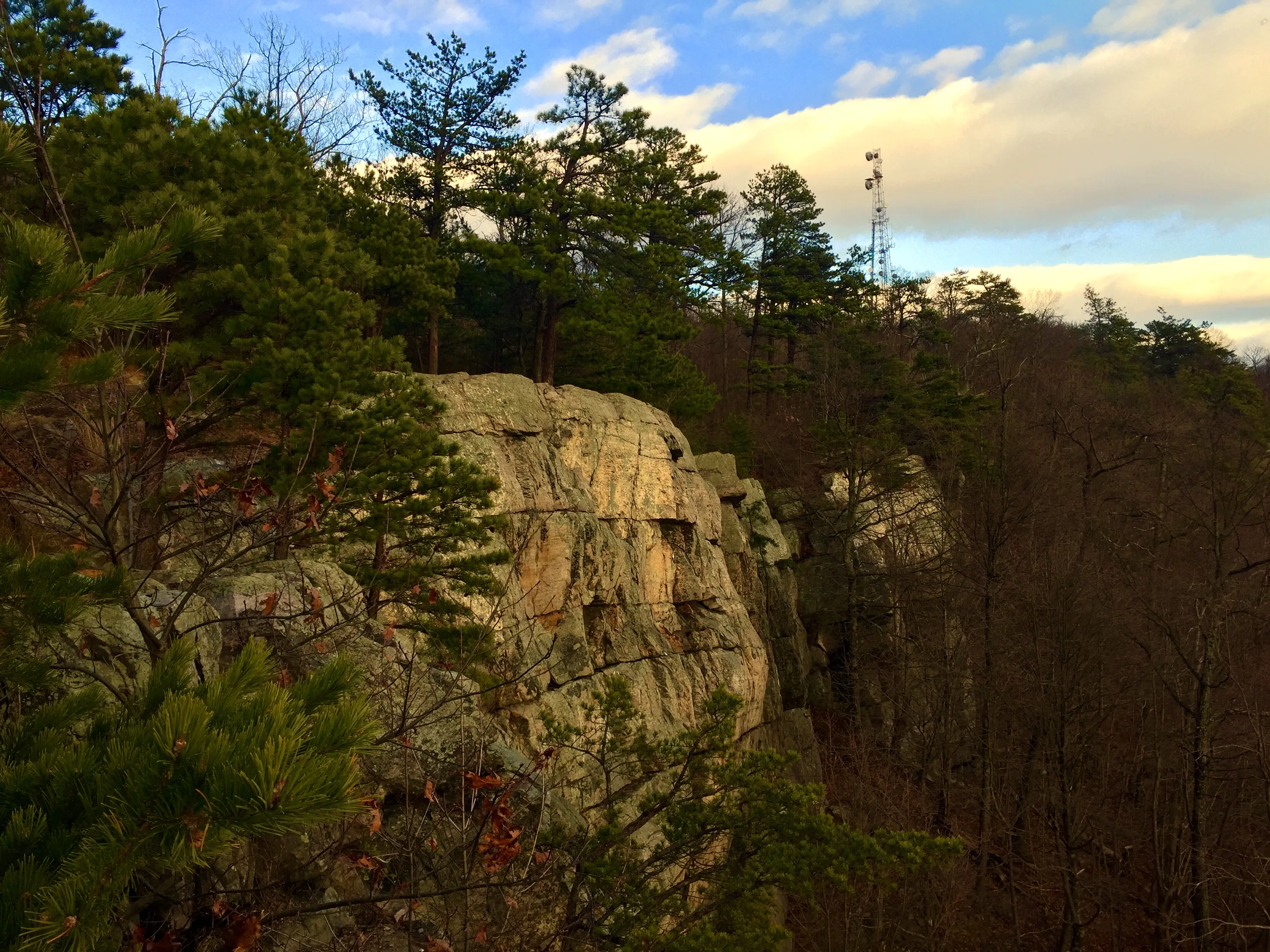 Hike to Raven Rock