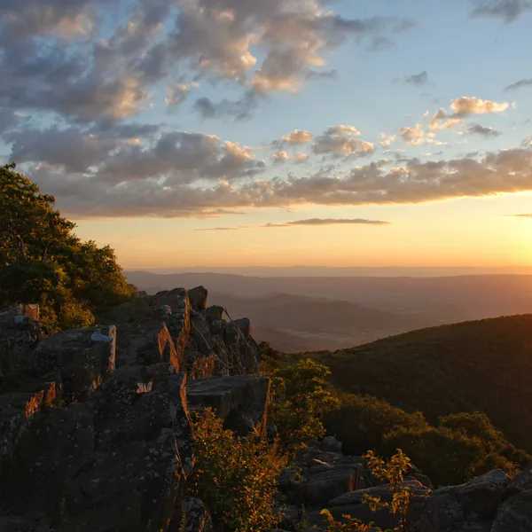 The 7 Best Hikes In Shenandoah National Park
