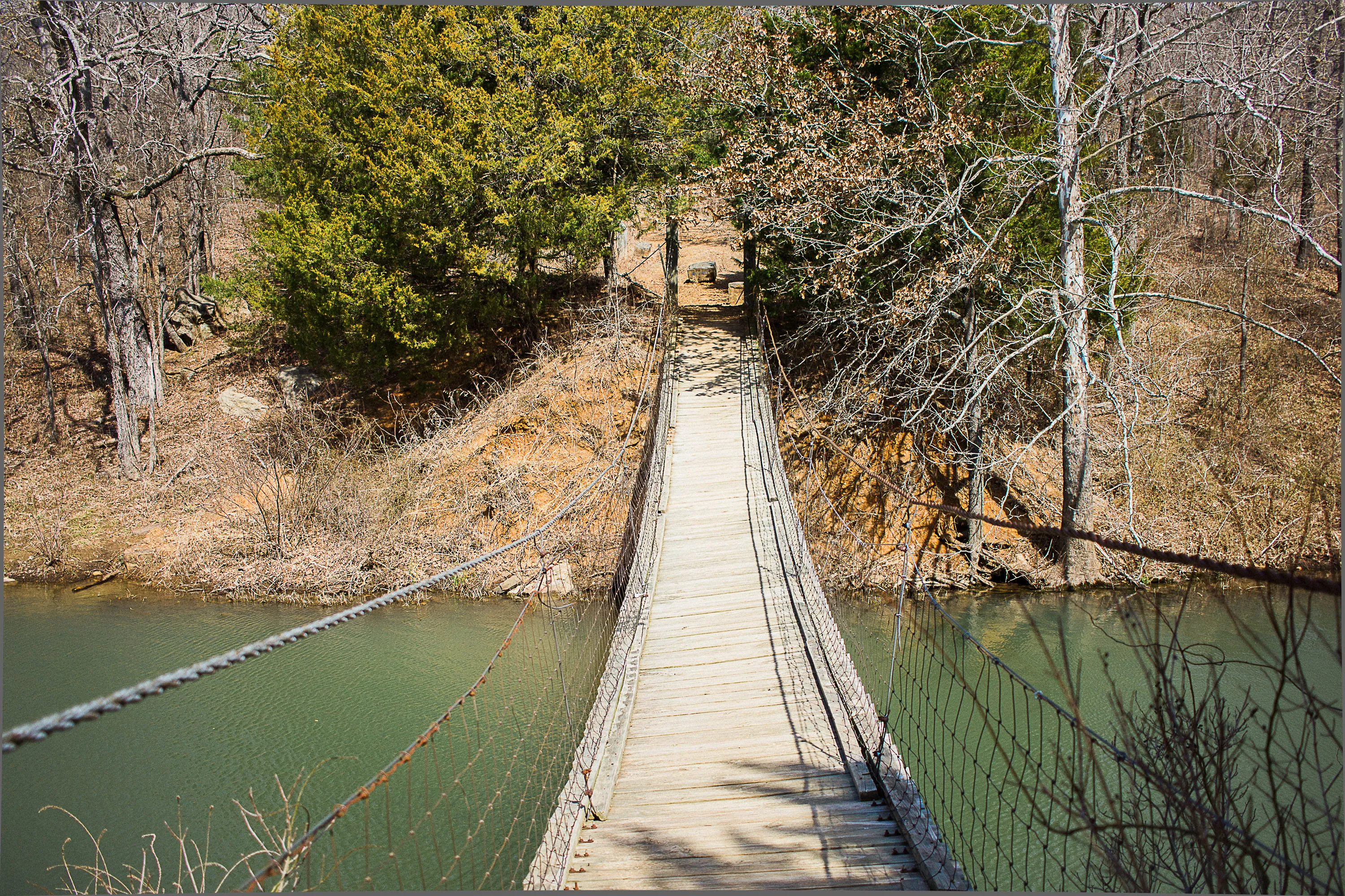 Ankle Express Trail to the Swinging Bridge