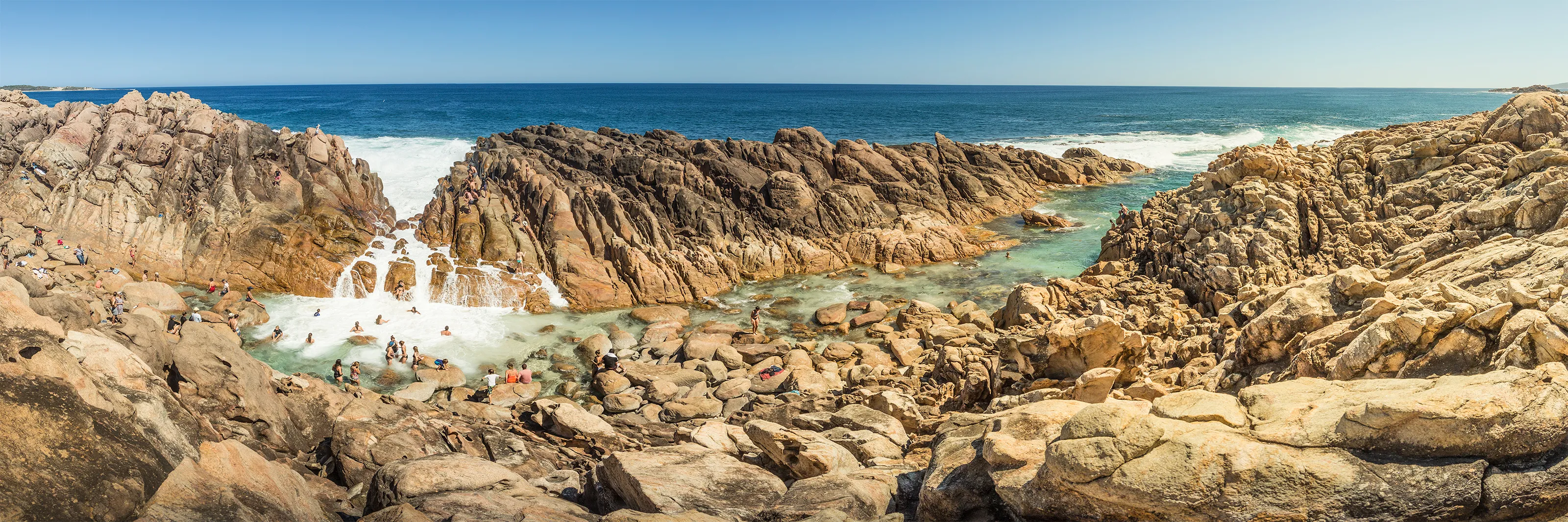 Take a Dip in the Injidup Natural Spa