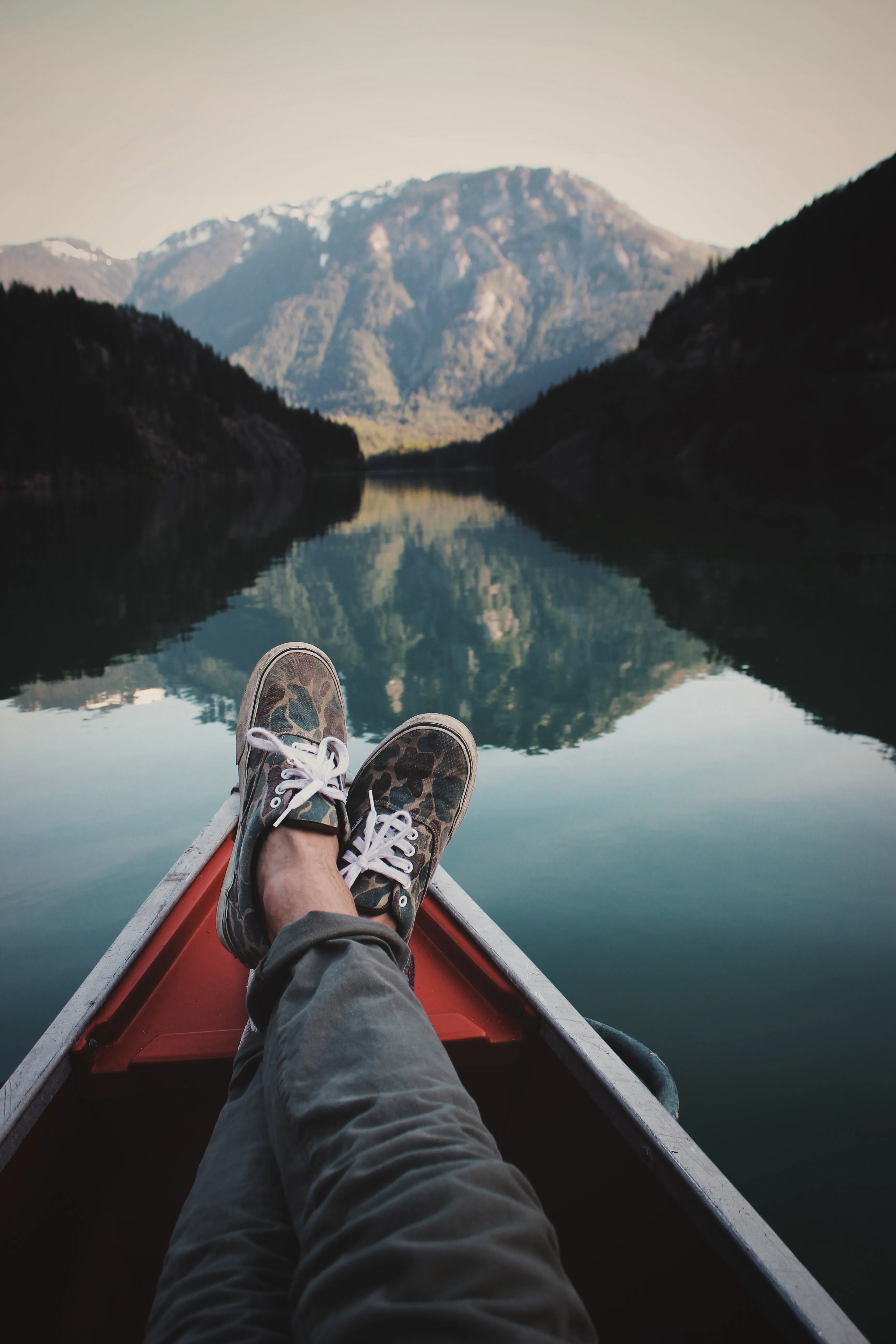 Canoe Diablo Lake