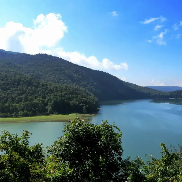 6 Tips For Your Adventure To Virginia's Lake Moomaw
