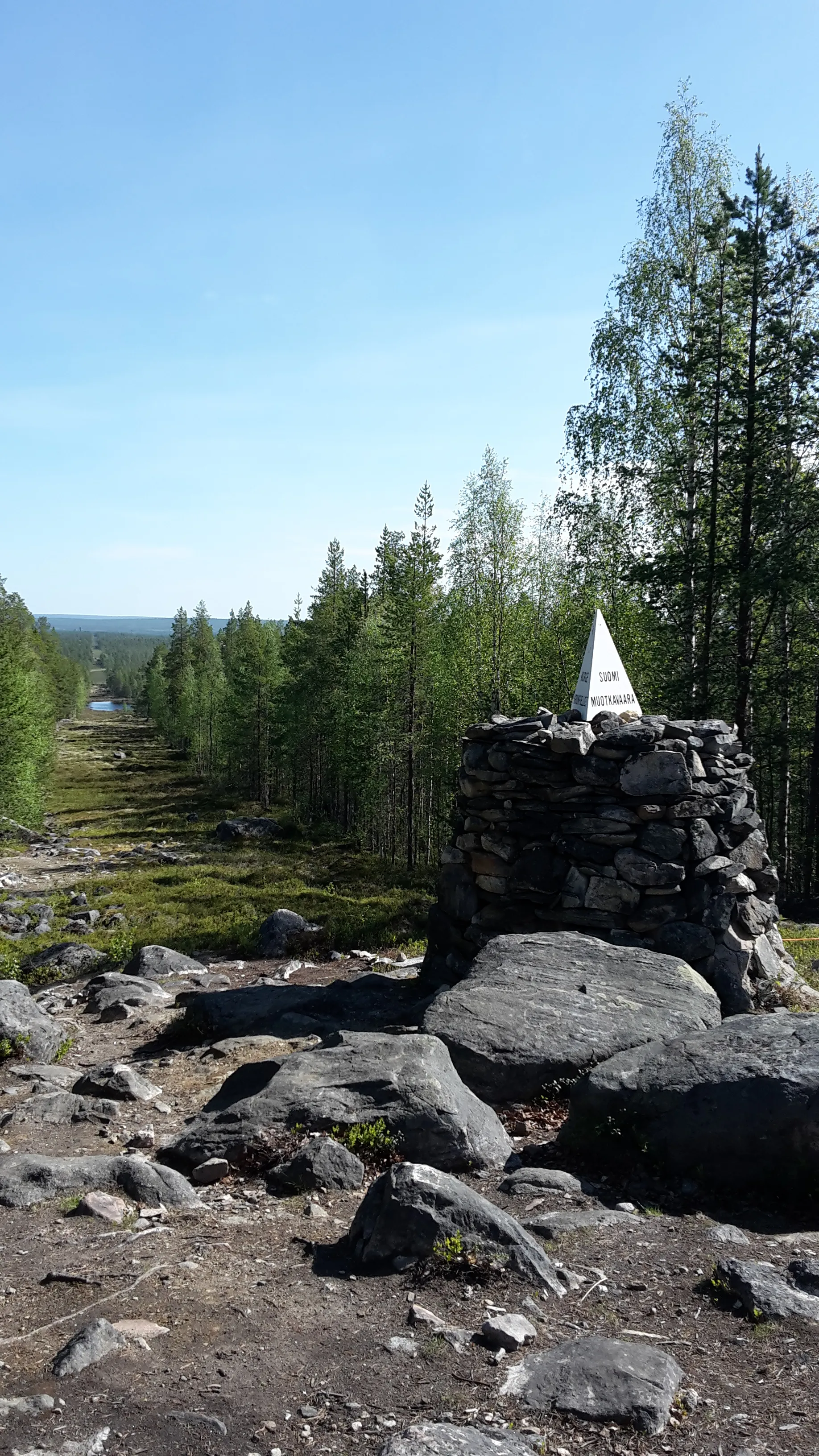 Hike to Treriksrøysa, 3 Border Cairn