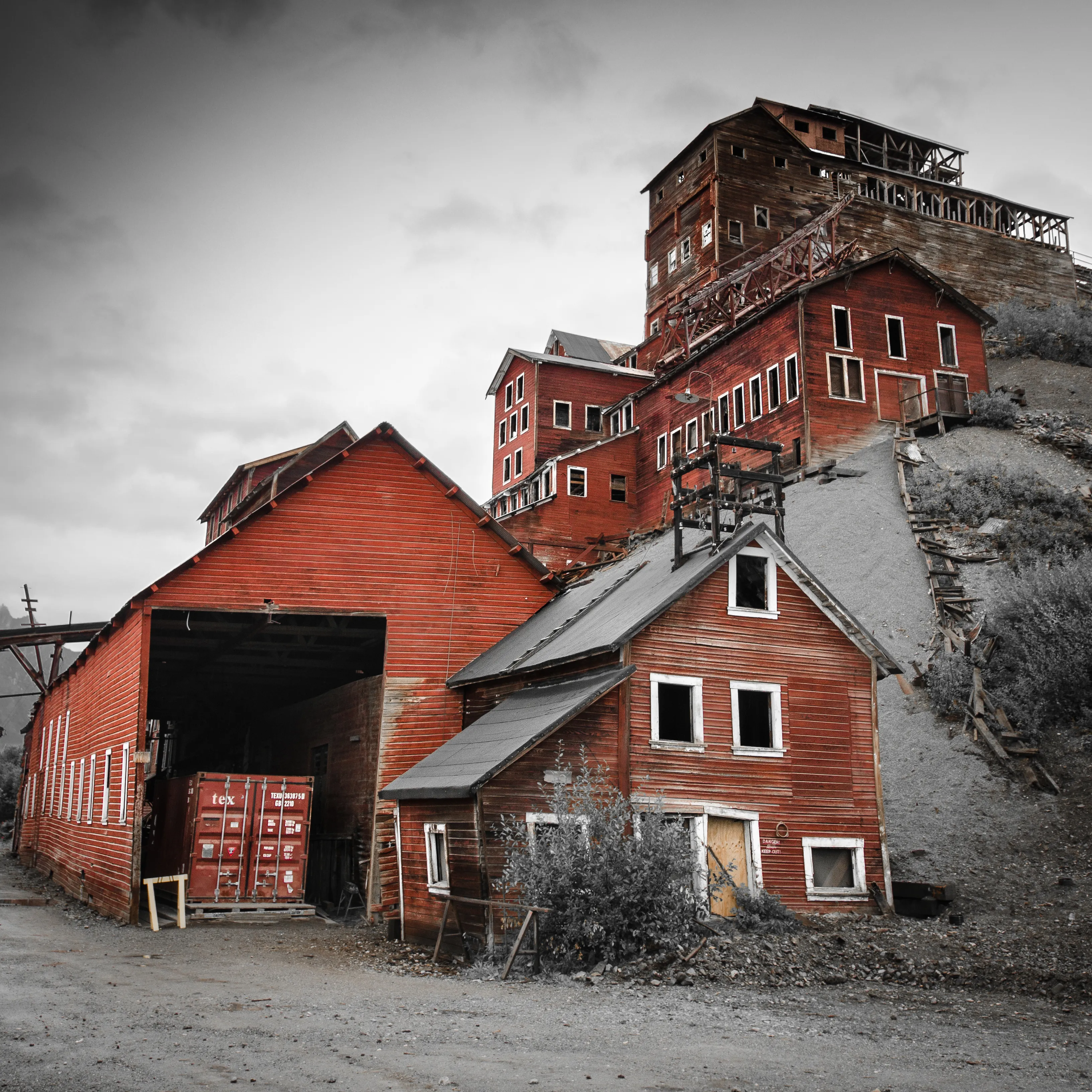 Explore Wrangell-St. Elias National Park Kennecott Mines