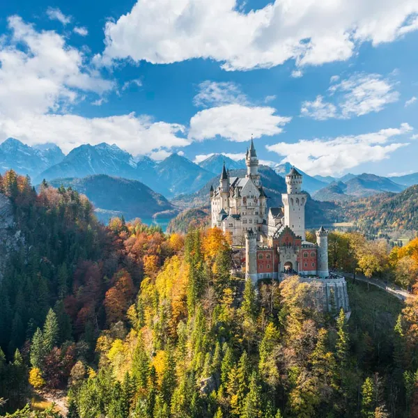 How to Travel Through Europe on a Student's Budget