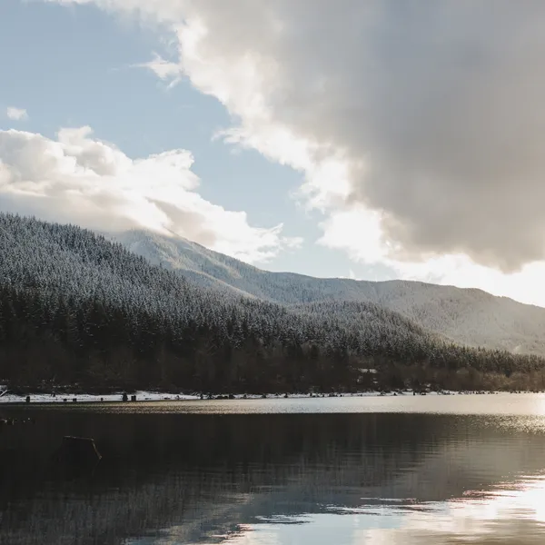 Rattlesnake Lake: A Hidden Gem in Plain Sight