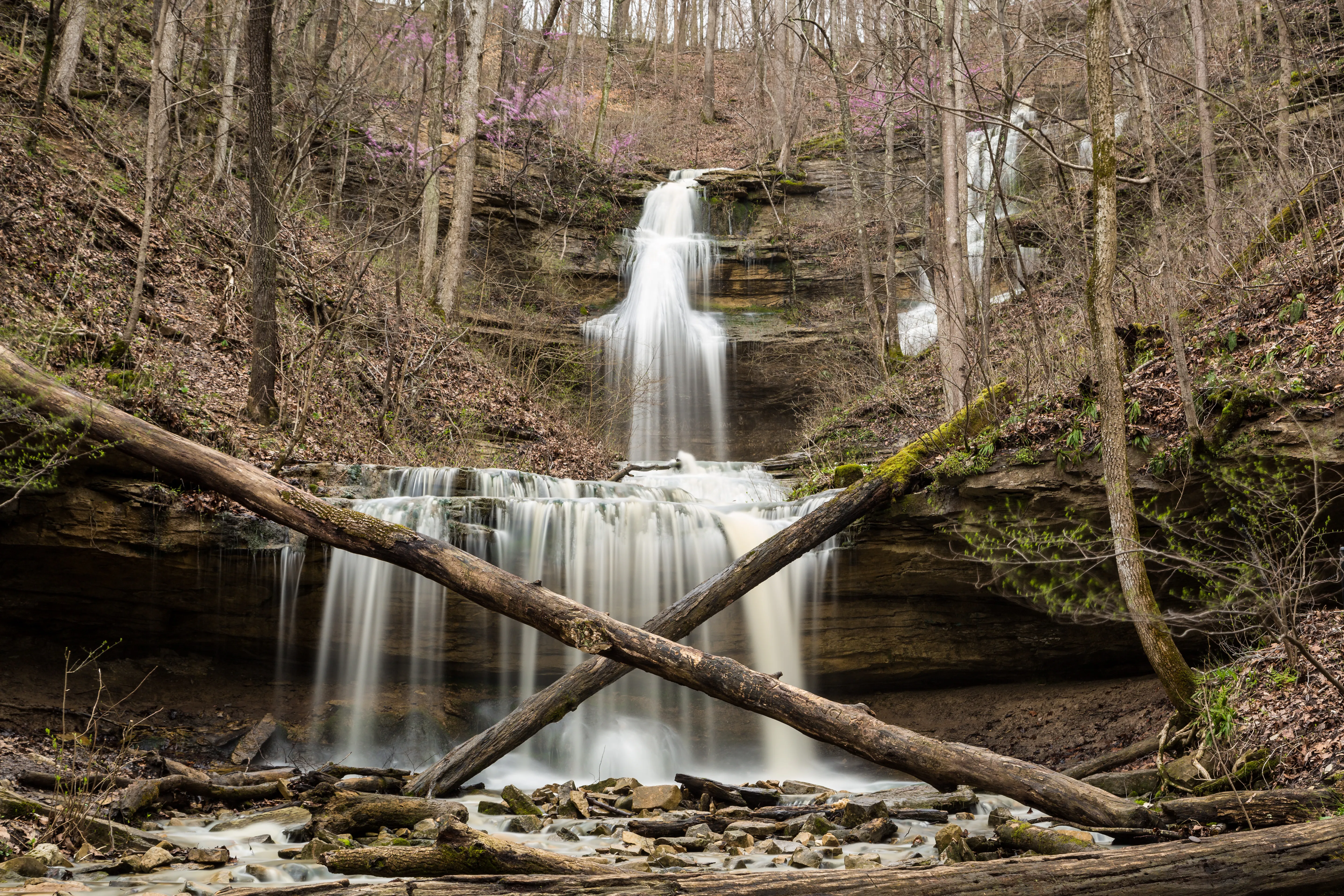 Hike to Tioga Falls